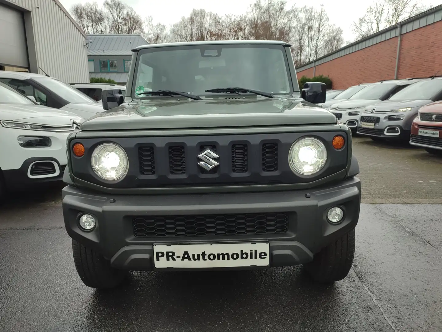 Suzuki Jimny Jimny 1.5 ALLGRIP Comfort+ Klimaaut/Navi+Cam Grün - 2