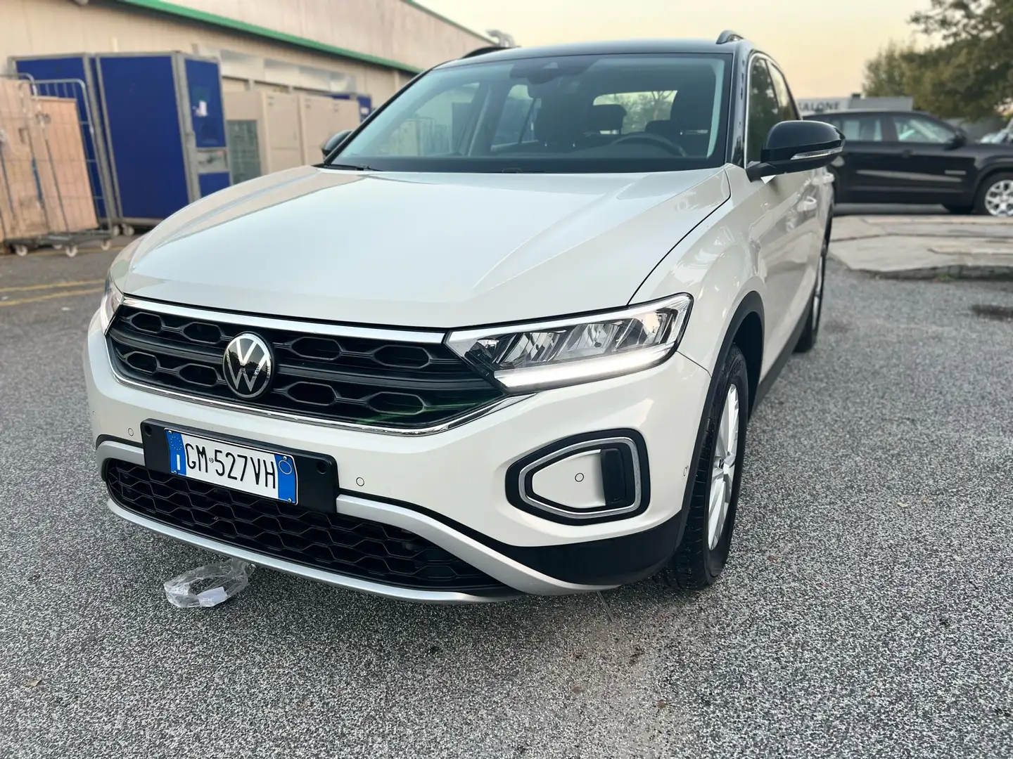 Volkswagen T-Roc 1.0 tsi Life Beige - 2