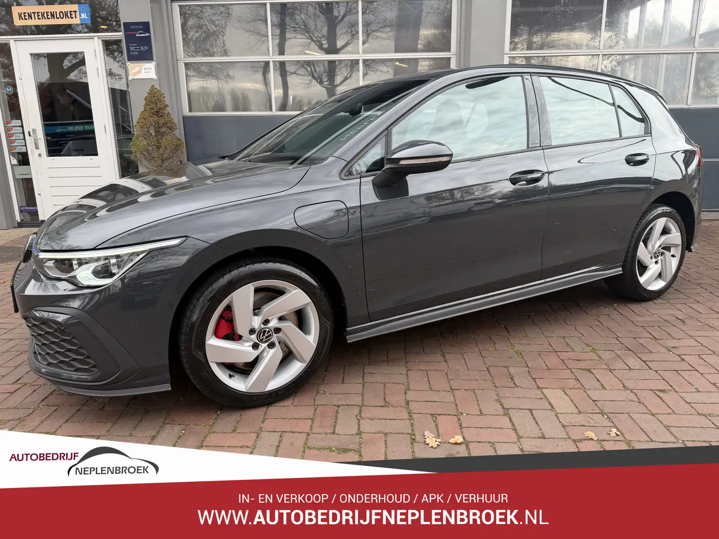 Volkswagen Golf GTE 1.4 eHybrid 18inch,adoptieve Bj 2022 km 70.000 245 Gris - 1