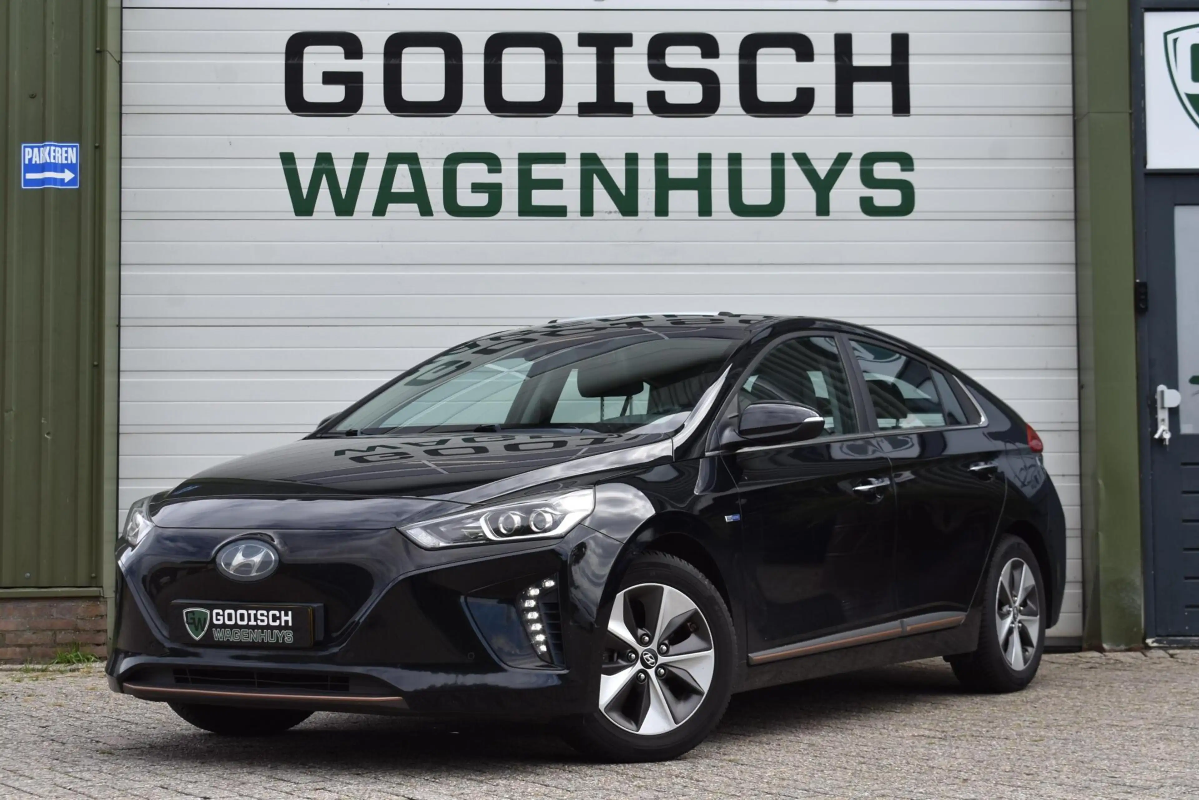 Hyundai IONIQ Premium EV | Schuifdak | Leder | Memory | Infinity