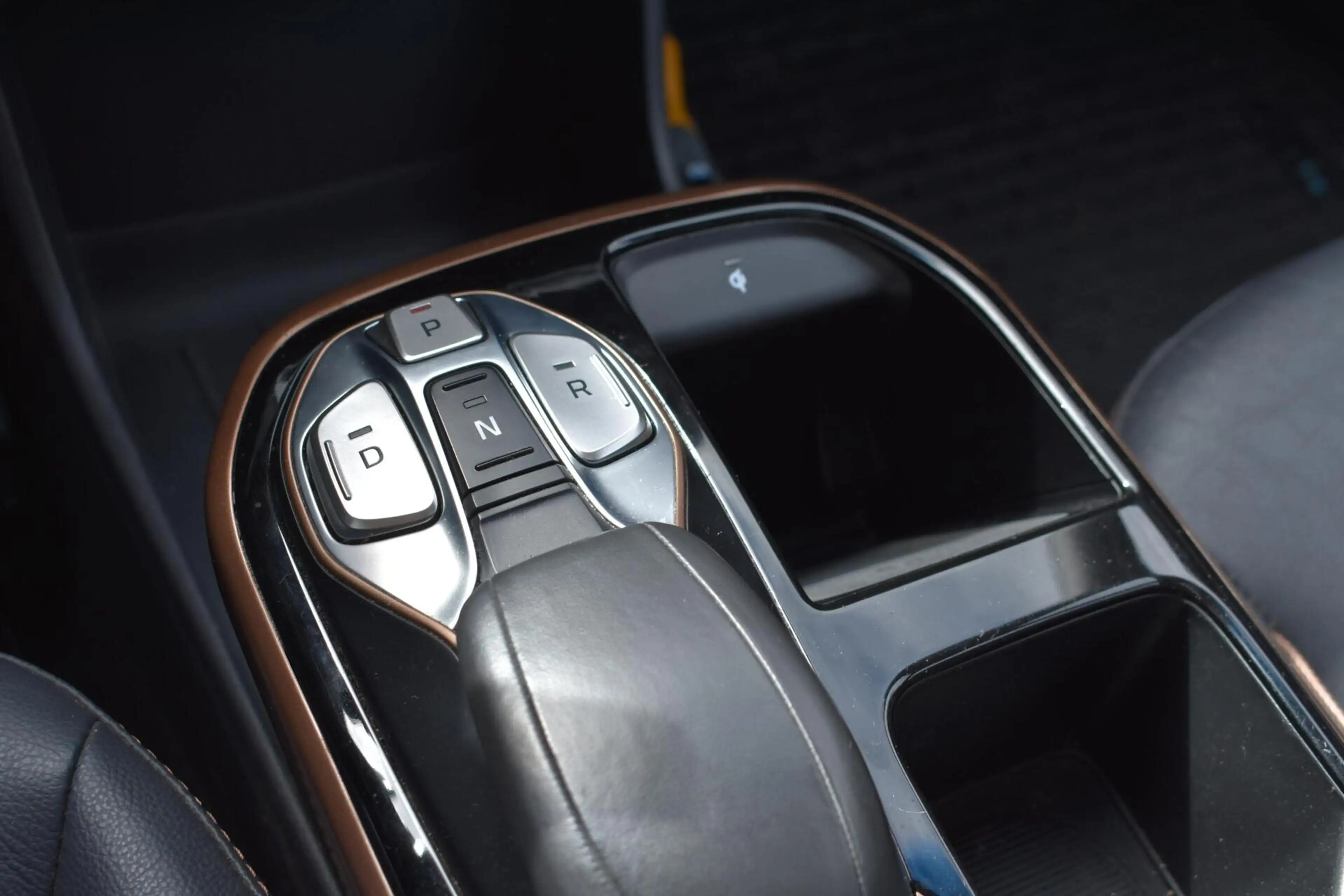 Hyundai IONIQ Premium EV | Schuifdak | Leder | Memory | Infinity — photo 20