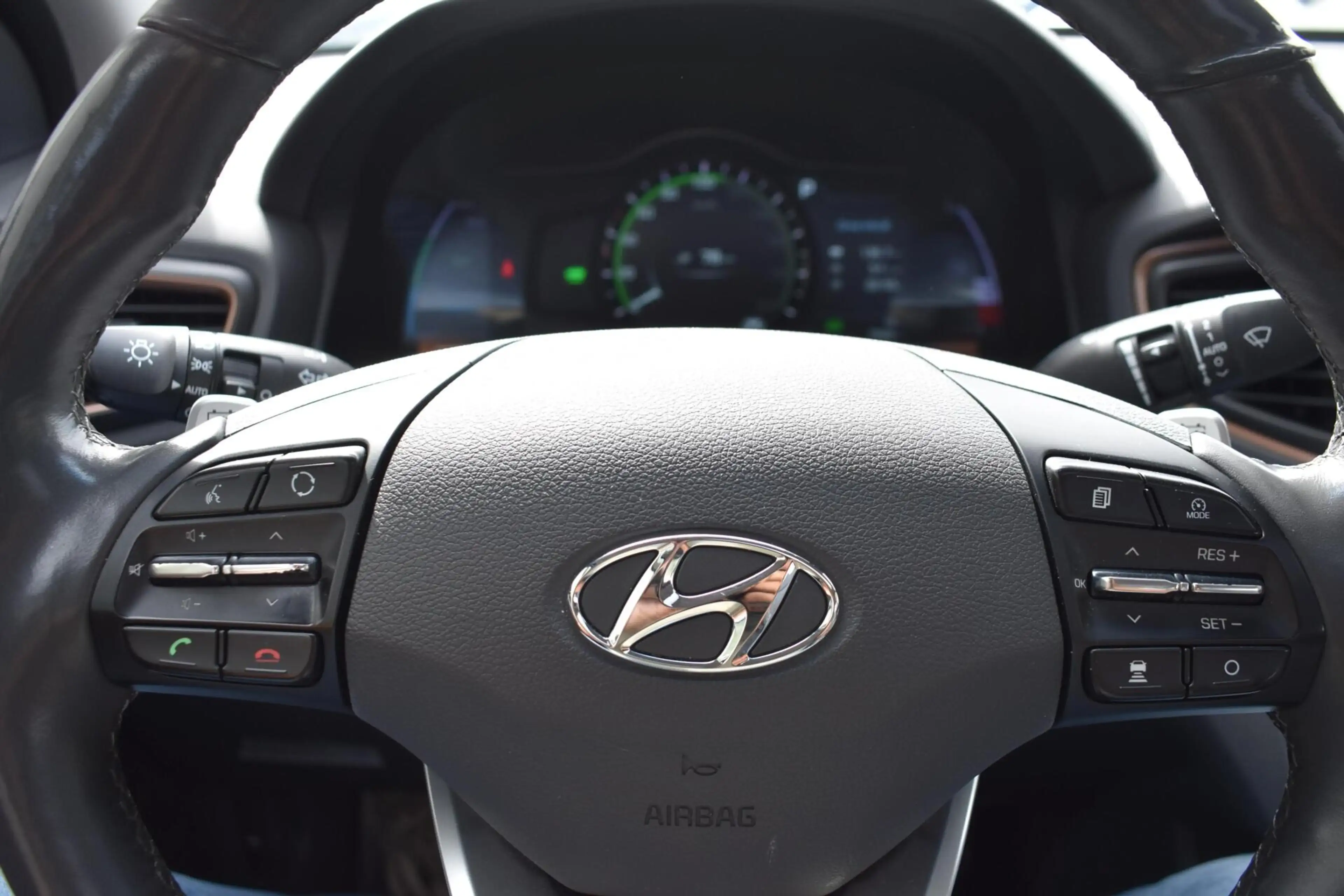Hyundai IONIQ Premium EV | Schuifdak | Leder | Memory | Infinity — photo 12