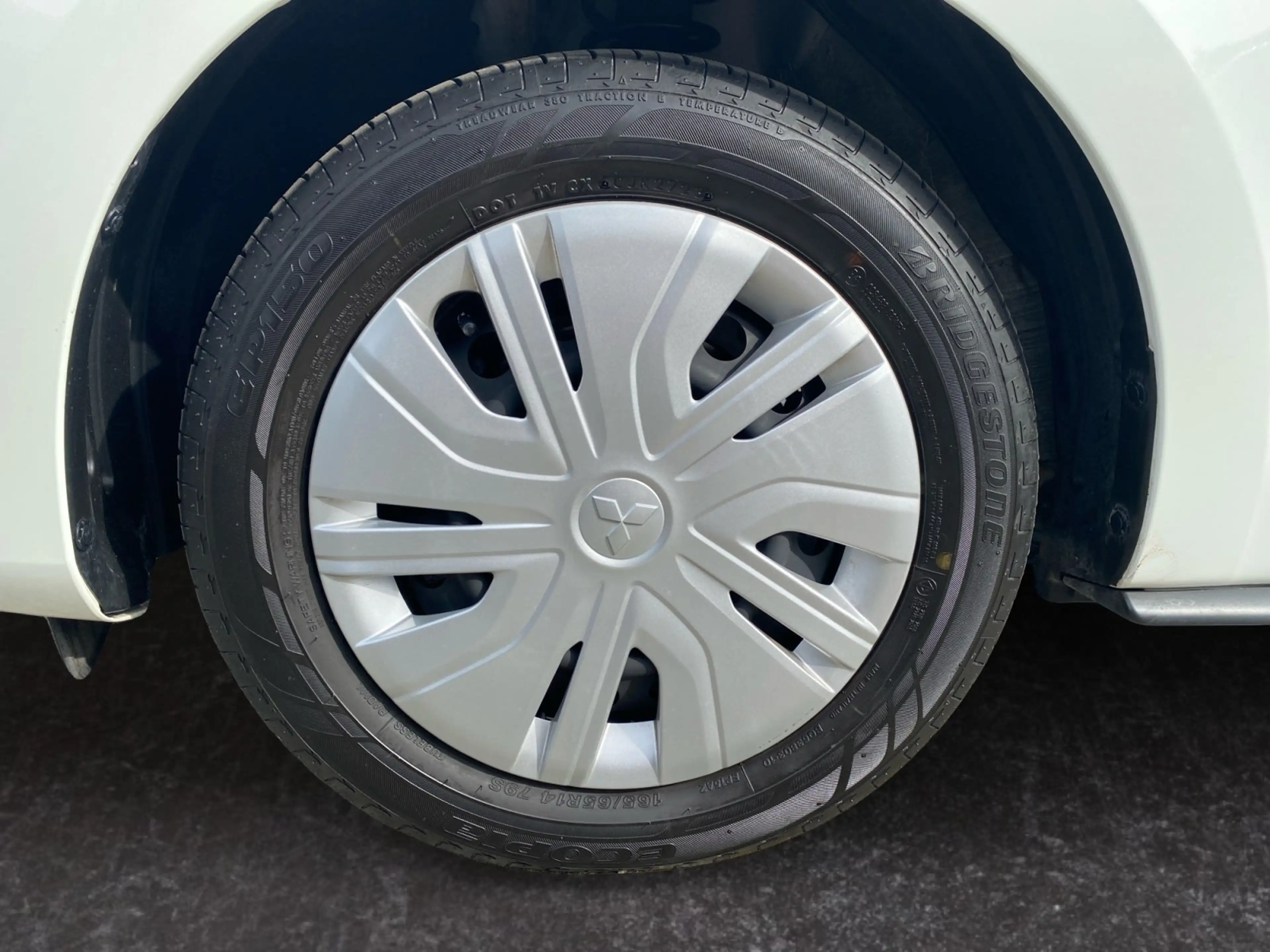 Mitsubishi Space Star Select 1.2l MIVEC M/T KLIMA+DAB — photo 15
