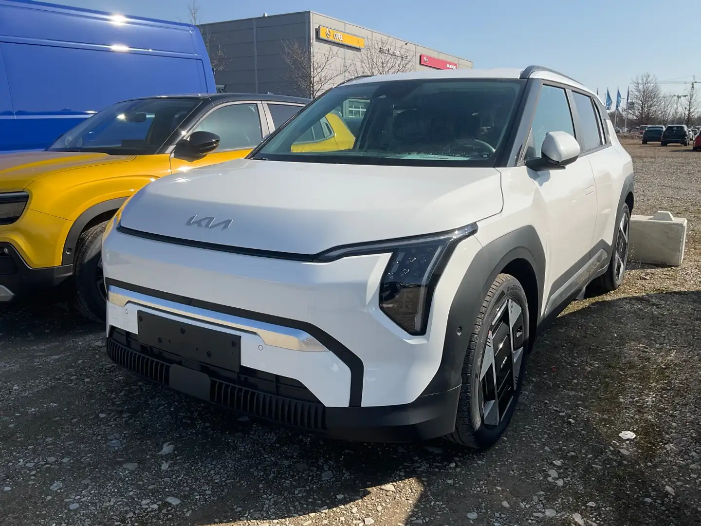 Kia EV3 58,3 kWh FWD AIR Spurhalteassistent*Navi Bílá - 2