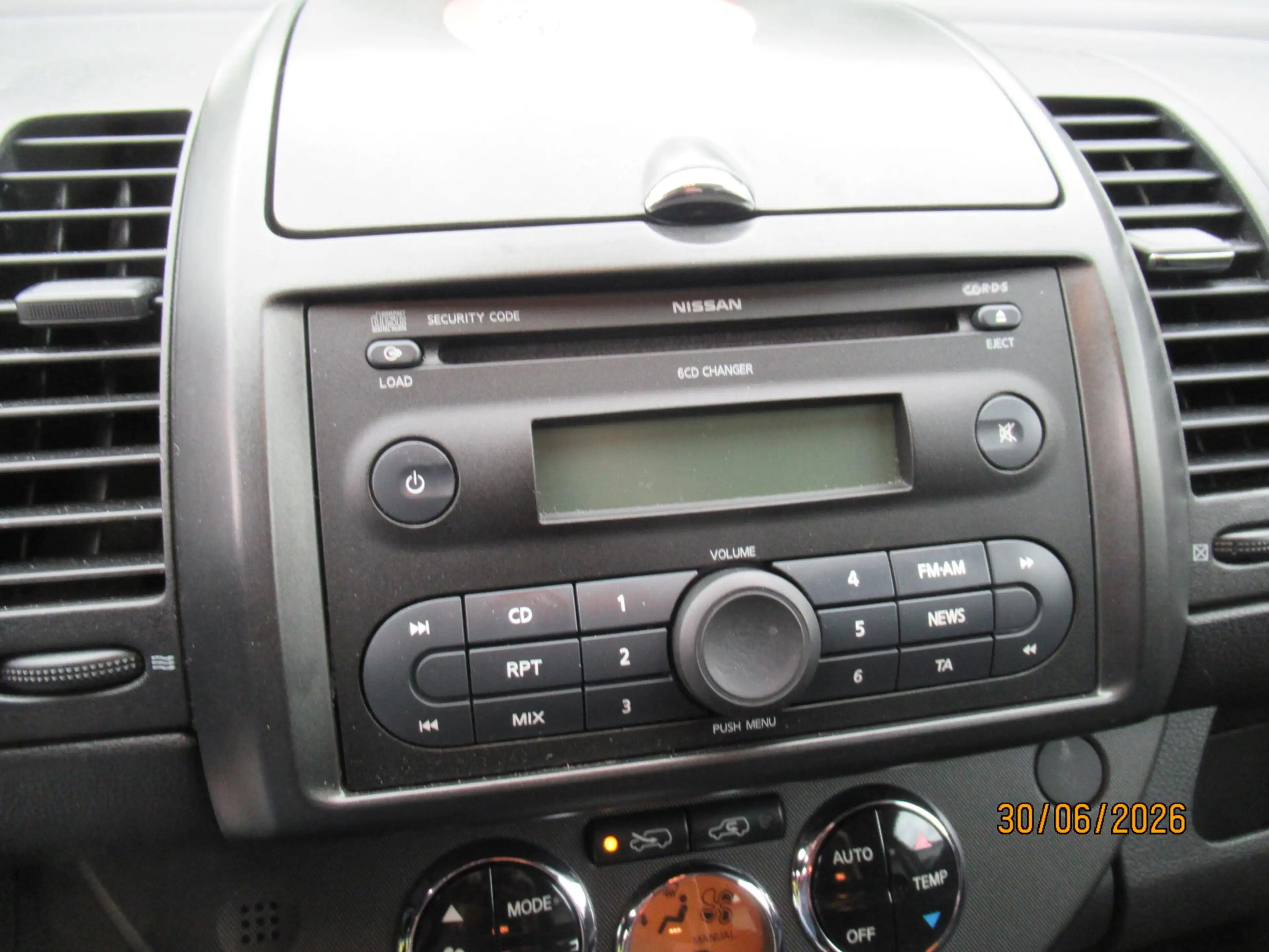 Nissan Note 1.6 Acenta automaat airco Nissan Note 1.6 Acenta — photo 15