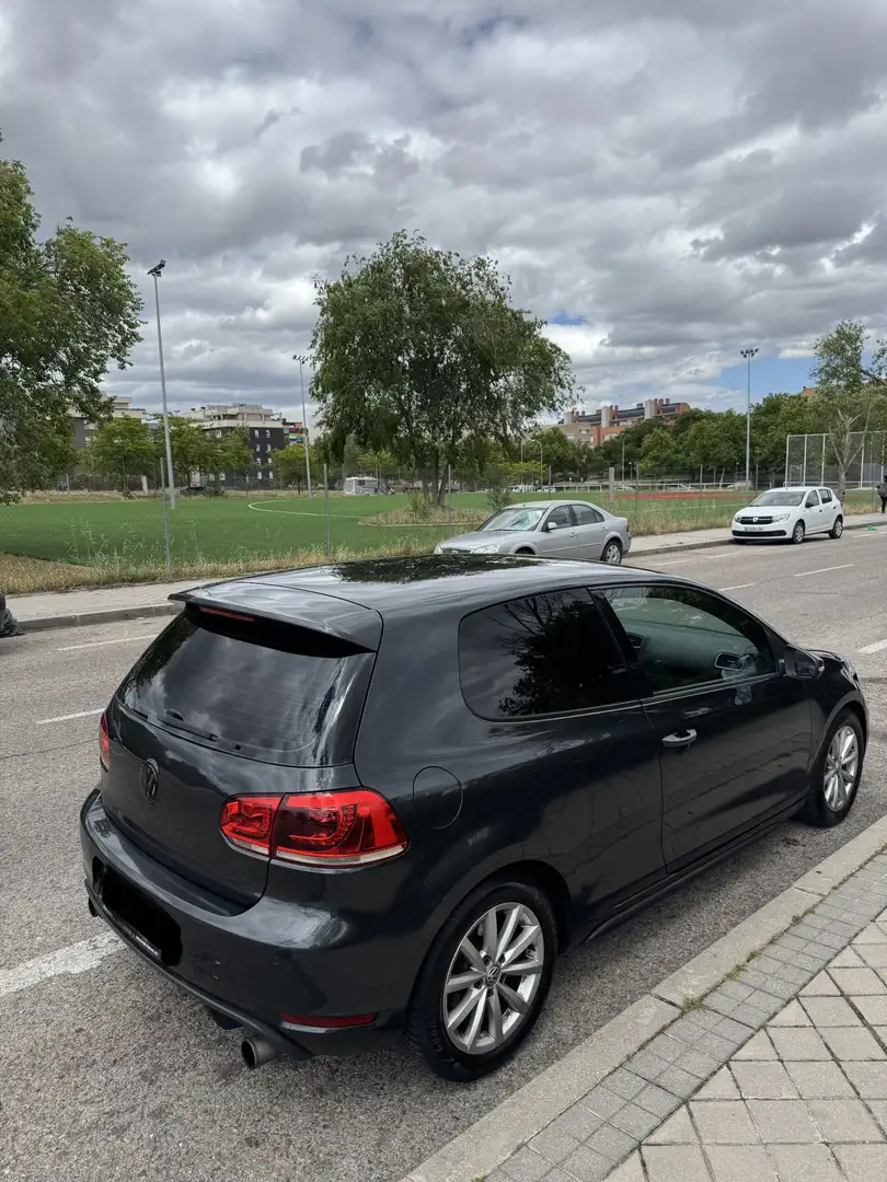 Volkswagen Golf GTI 2.0 TSI - 2