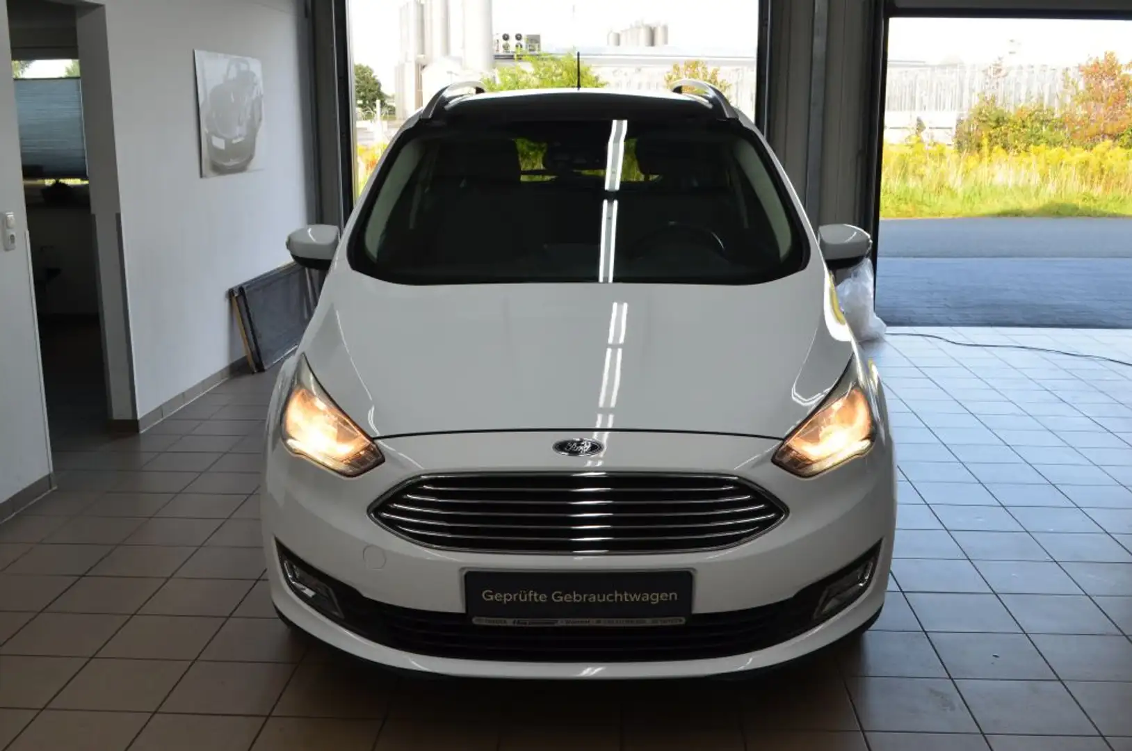 Ford C-Max Grand 1.5 EcoBoost Start-Stopp-System Titanium Weiß - 2