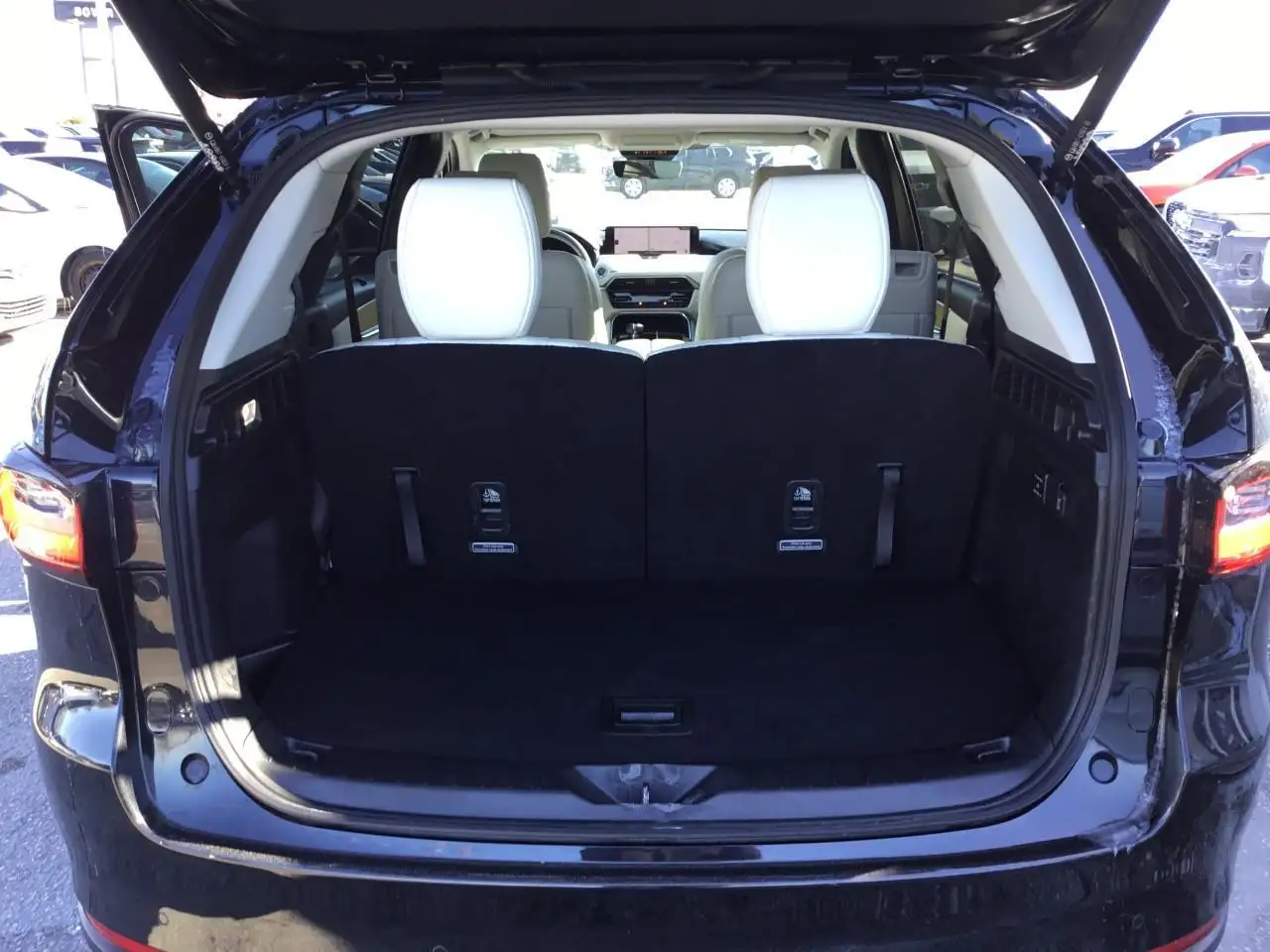 Mazda CX-90 MHEV снимка Mazda CX-90 MHEV
