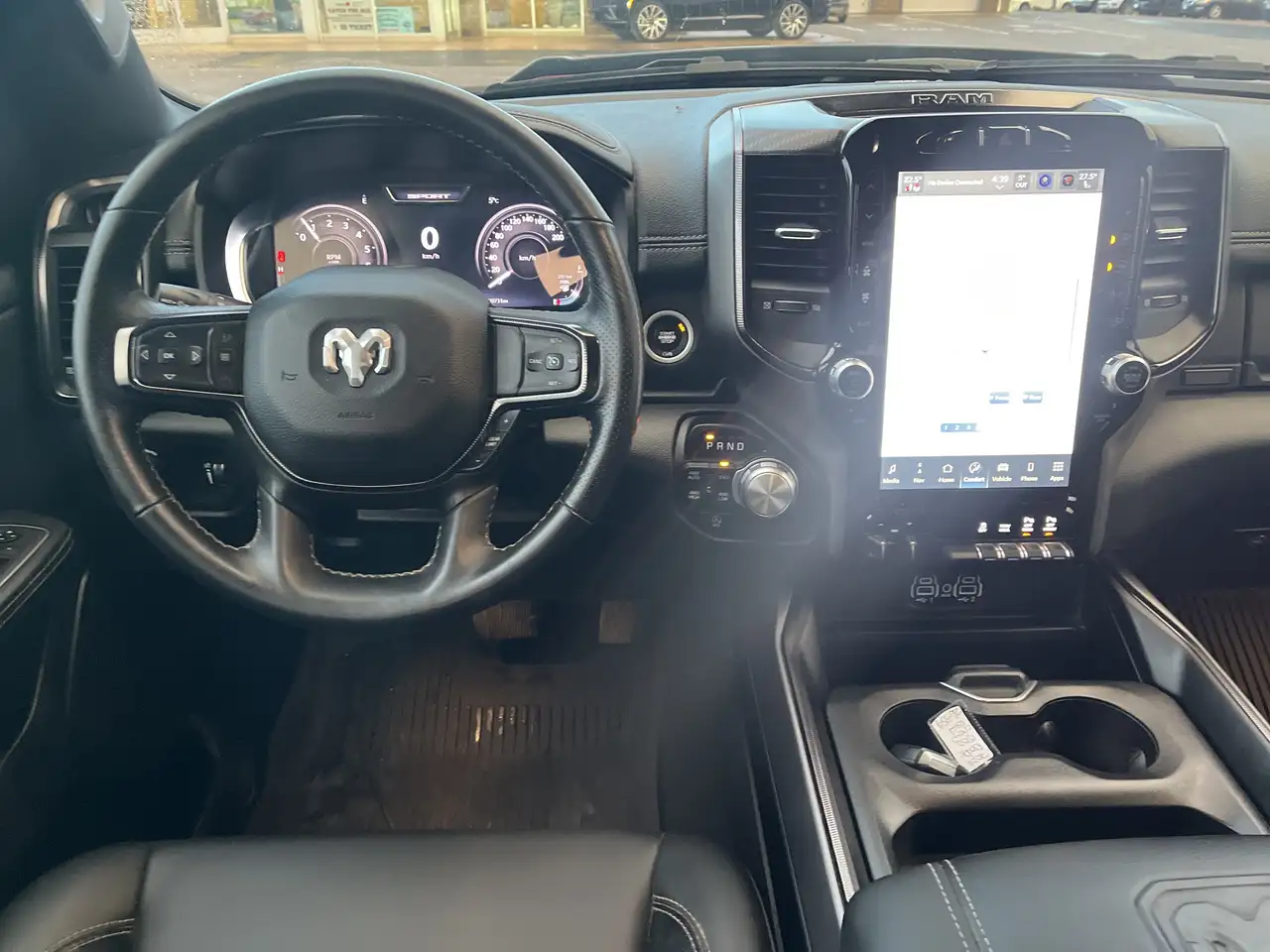 RAM 1500 снимка RAM 1500