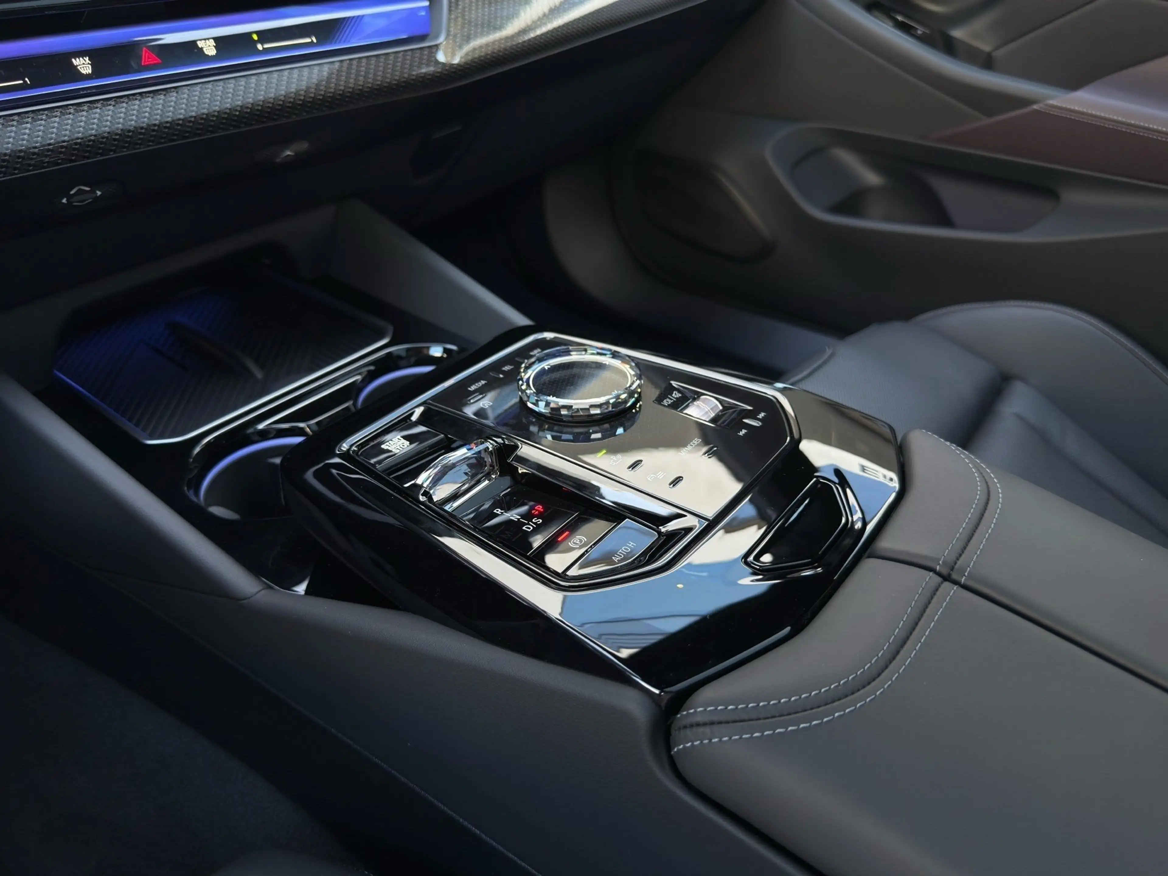 BMW 550 e xDrive M Sport DA/PA Prof AHK PANO 21'' — photo 12