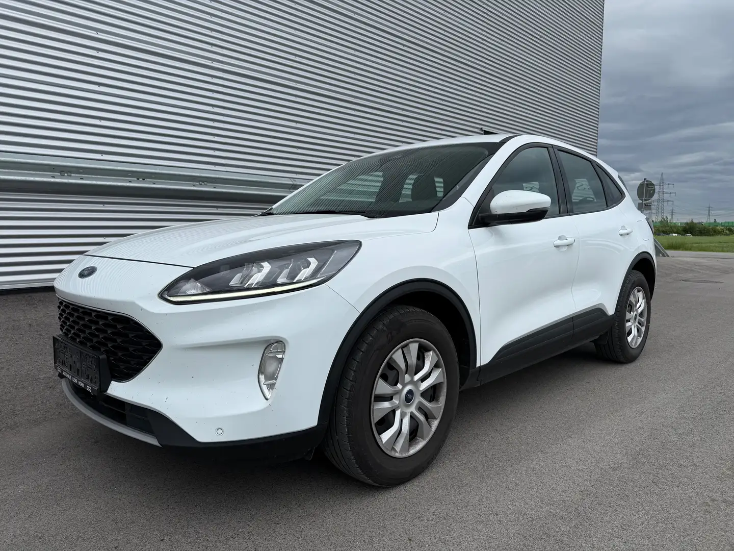 Ford Kuga 1,5 EcoBoost Cool & Connect ID:57 Weiß - 2