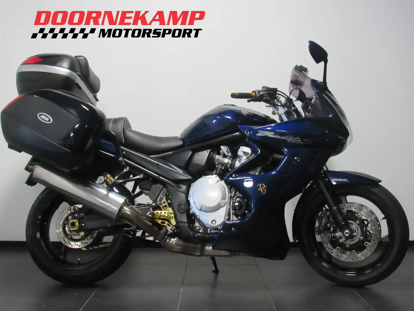 Suzuki Bandit 1250 GSF S Blauw - 1