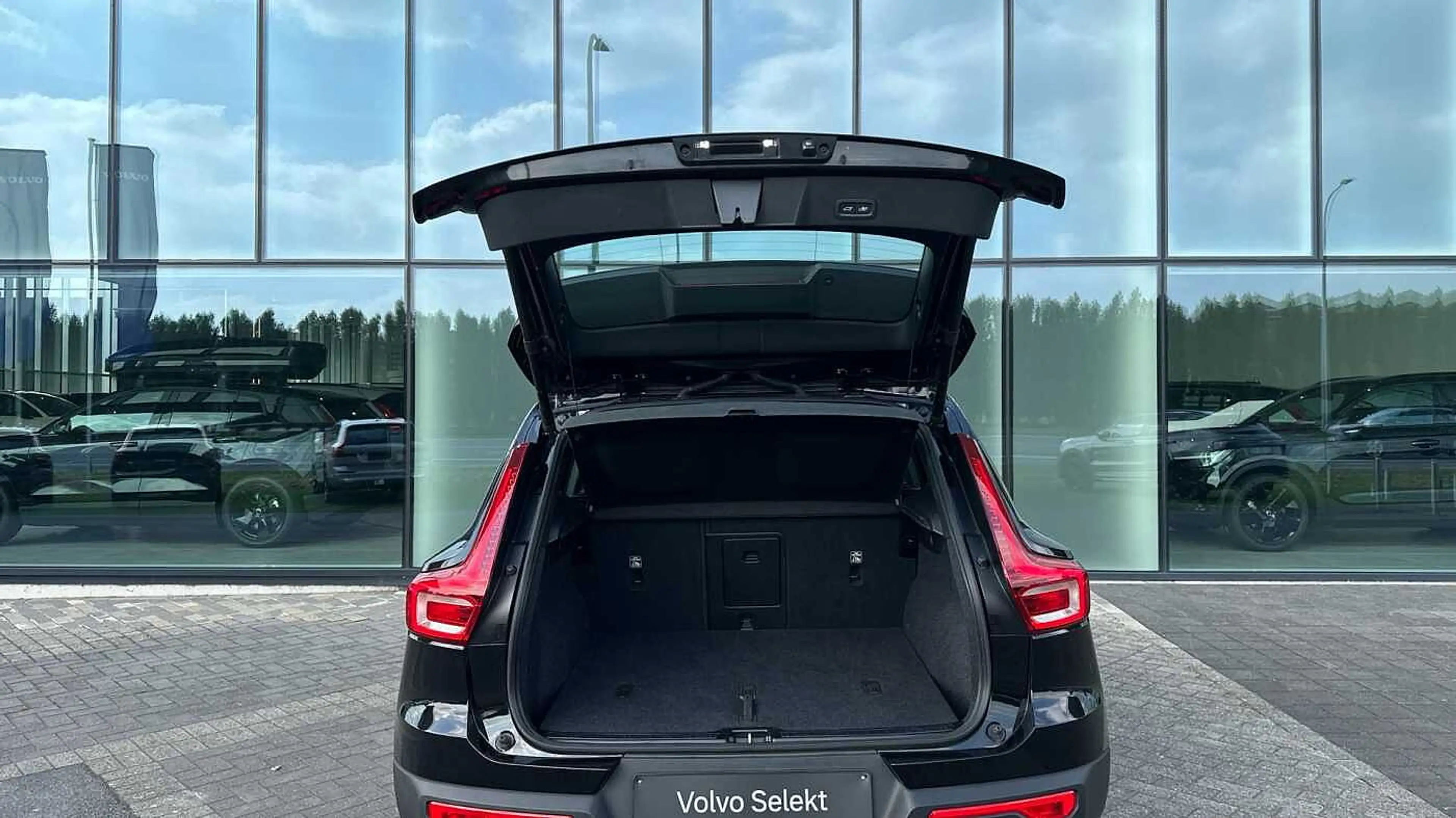 Volvo XC40 Core B3 Mild-hybride | Zetelverwarming | Camera | — photo 14