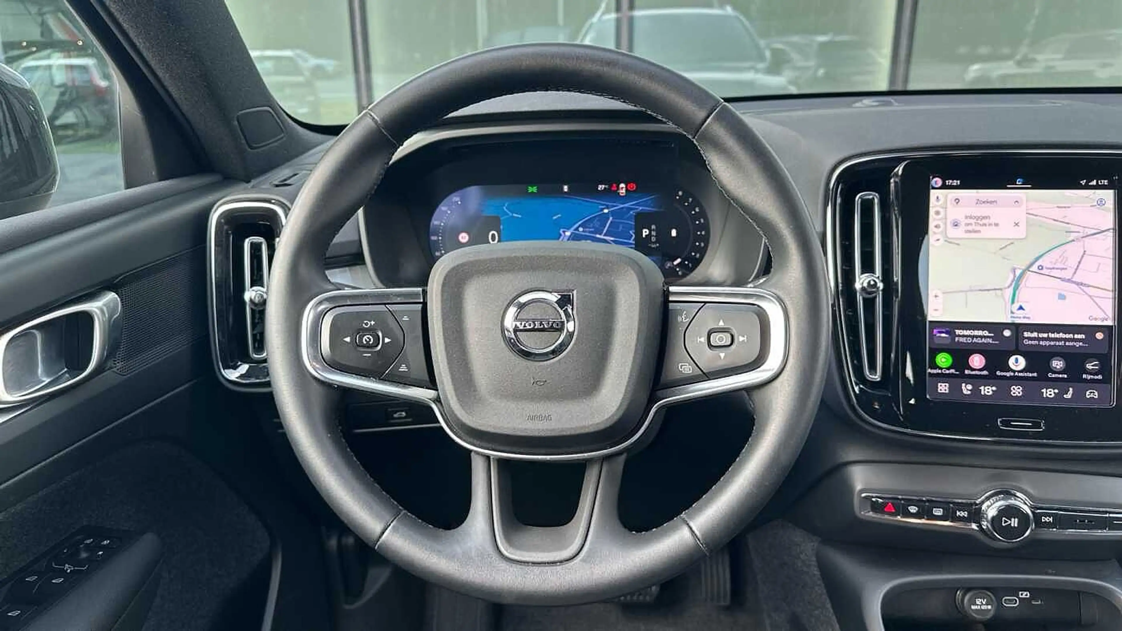 Volvo XC40 Core B3 Mild-hybride | Zetelverwarming | Camera | — photo 11