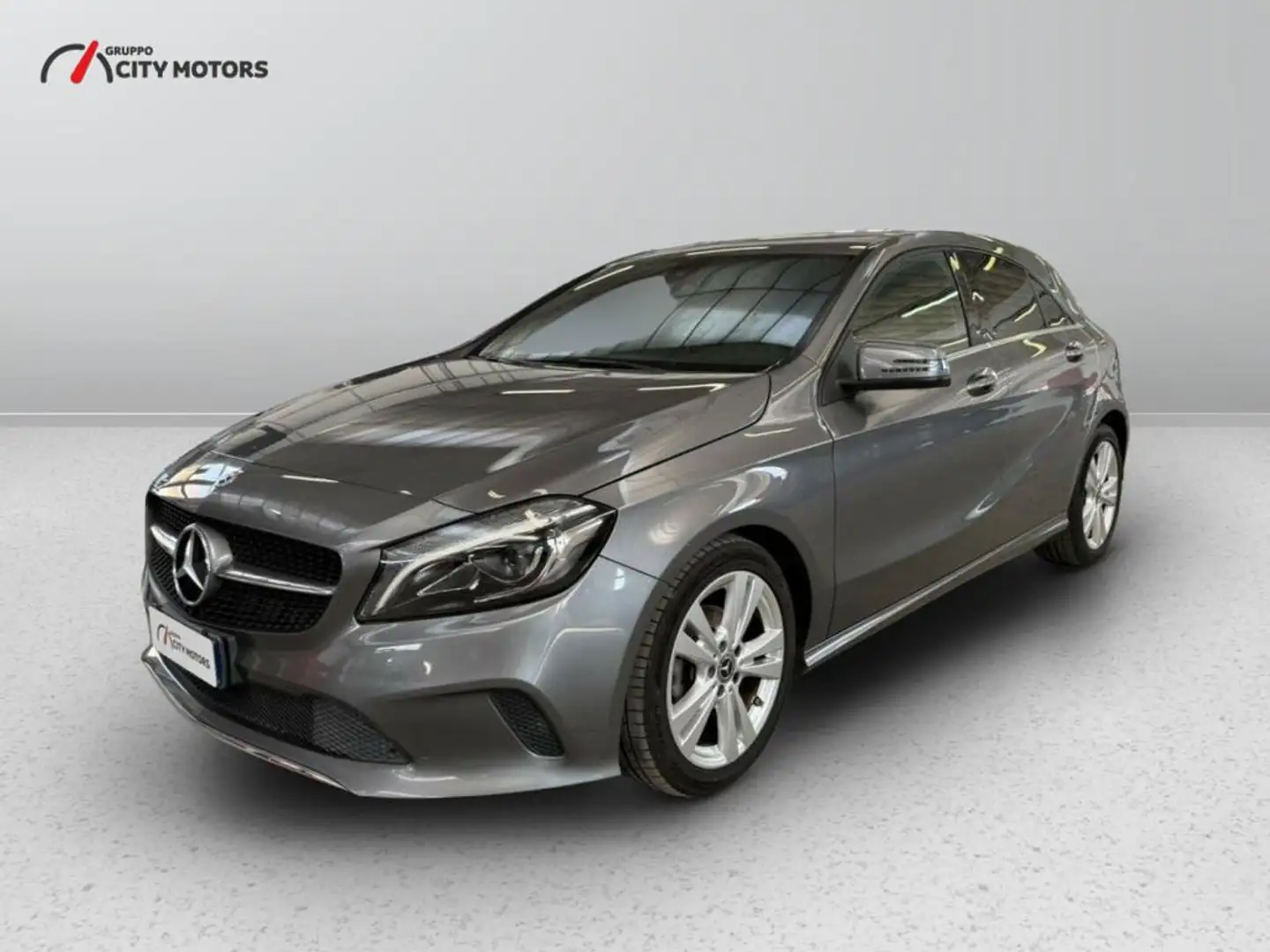 Mercedes-Benz A 180 d Sport my16 Grijs - 1