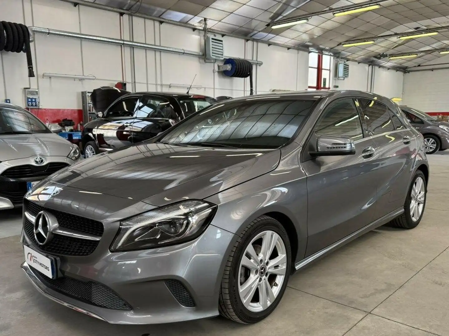 Mercedes-Benz A 180 d Sport my16 Grigio - 1