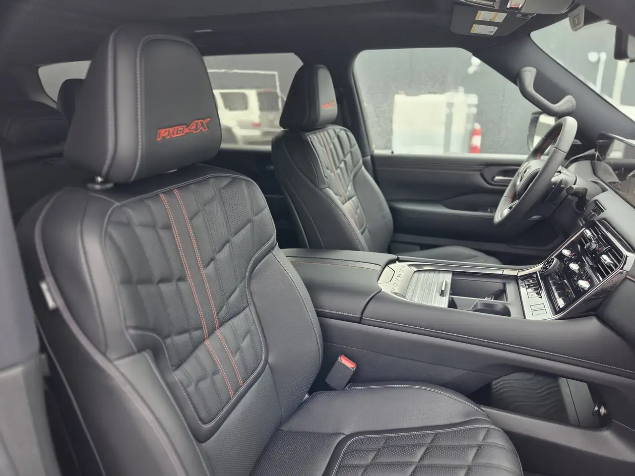Nissan Armada снимка Nissan Armada