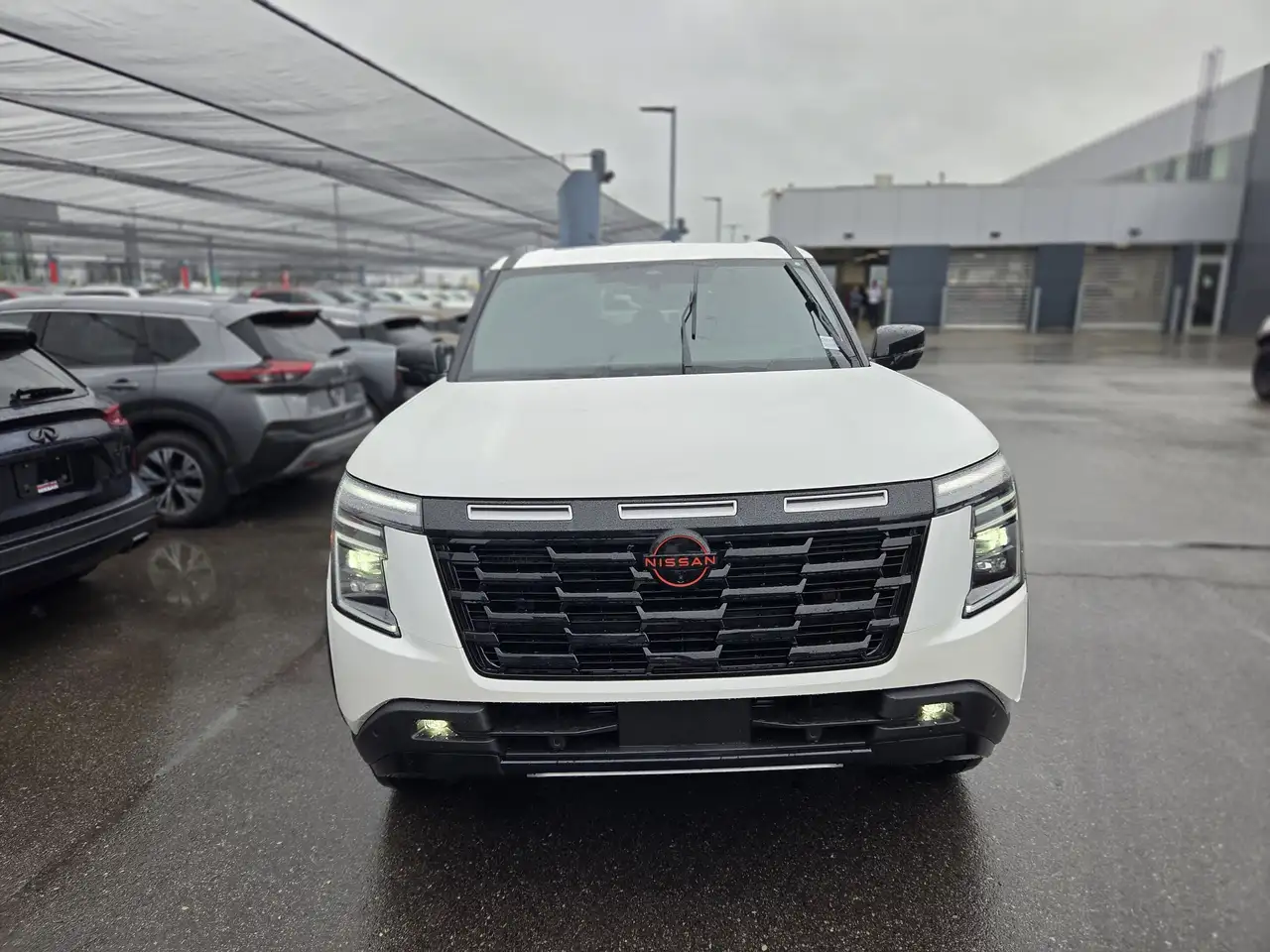 Nissan Armada снимка Nissan Armada