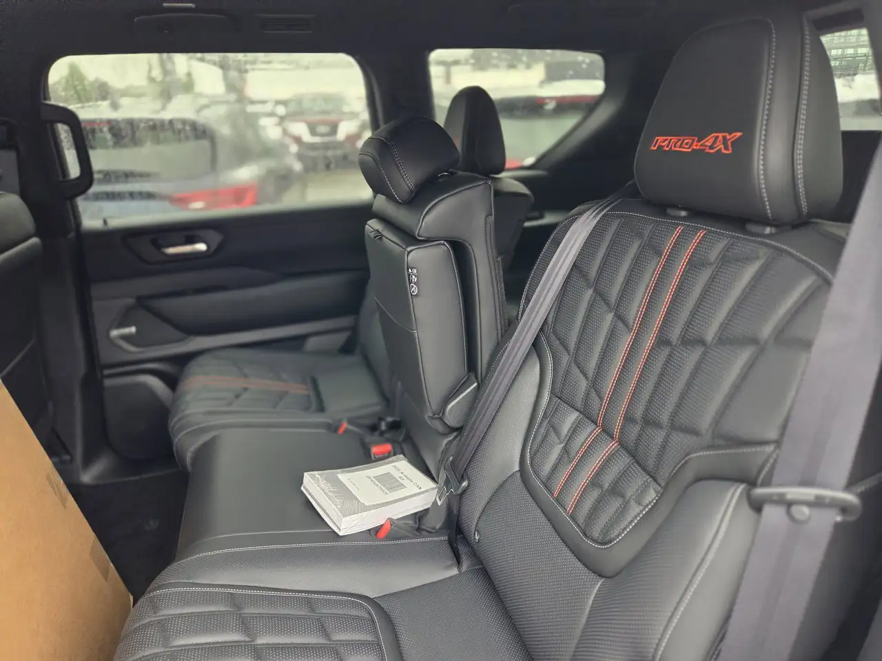 Nissan Armada снимка Nissan Armada