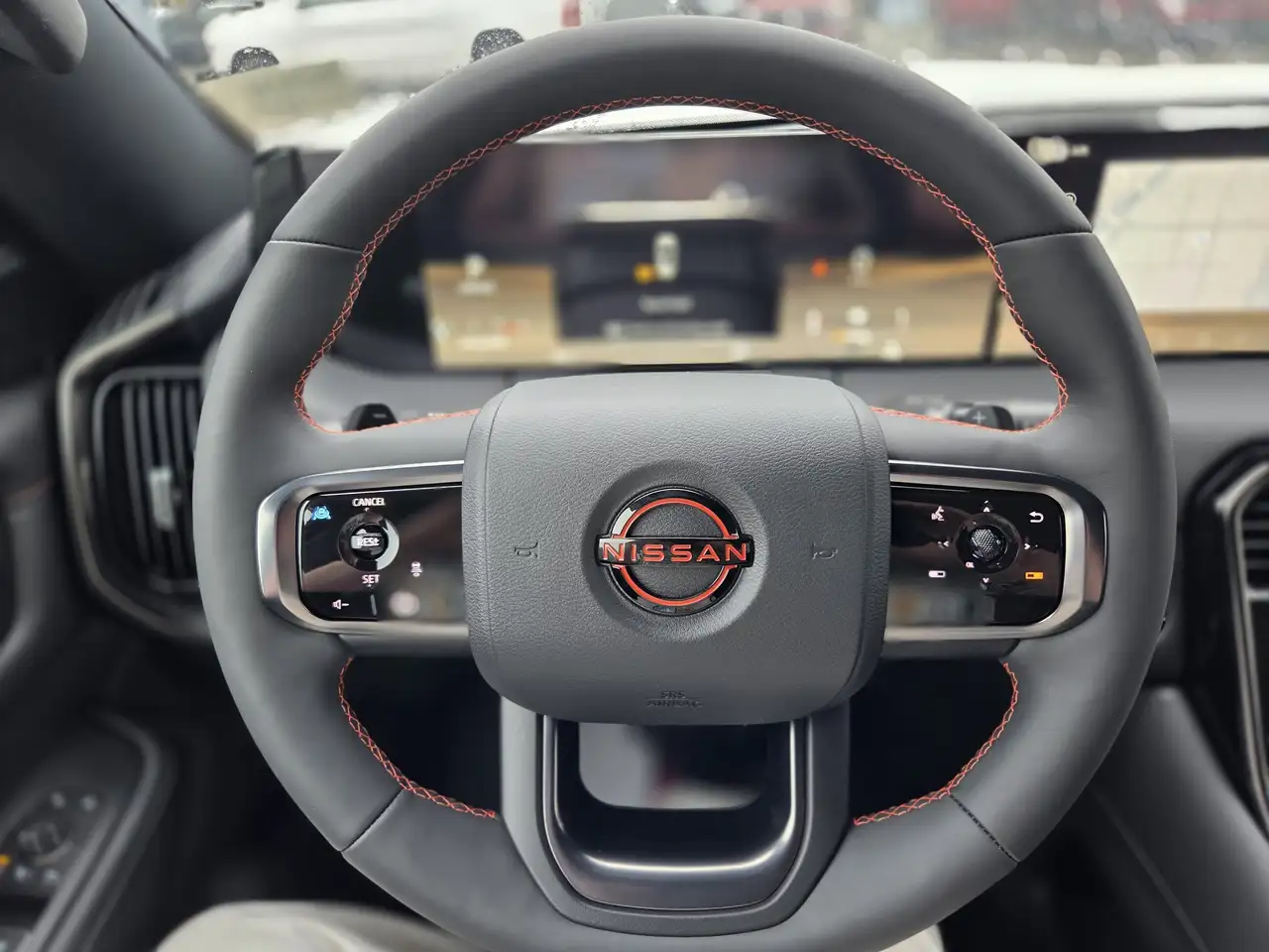 Nissan Armada снимка Nissan Armada