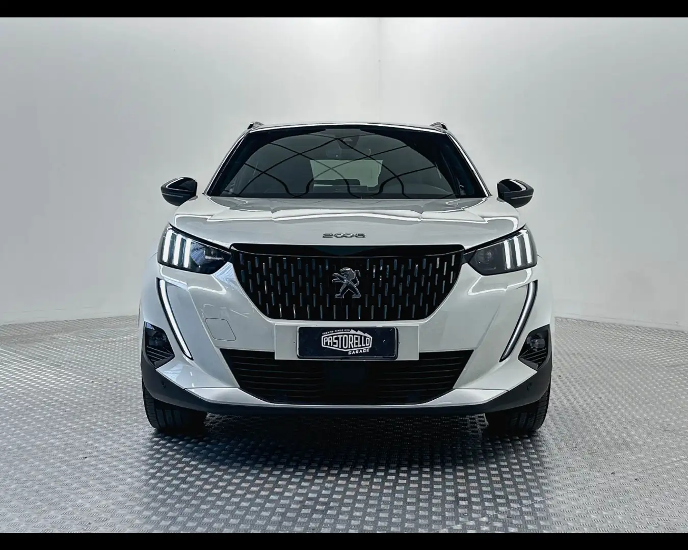 Peugeot 2008 BlueHDi 130 S&S EAT8 GT Line White - 2