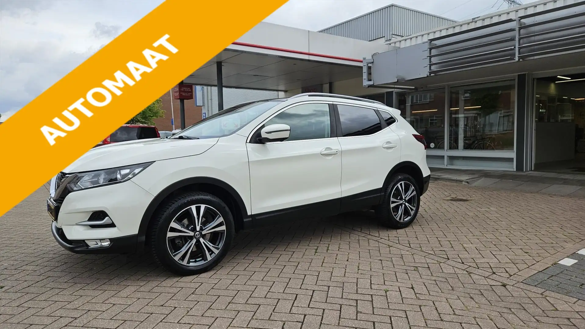 Nissan Qashqai 1.2 115pk DIG-T XTRONIC N-Connecta Blanc - 1