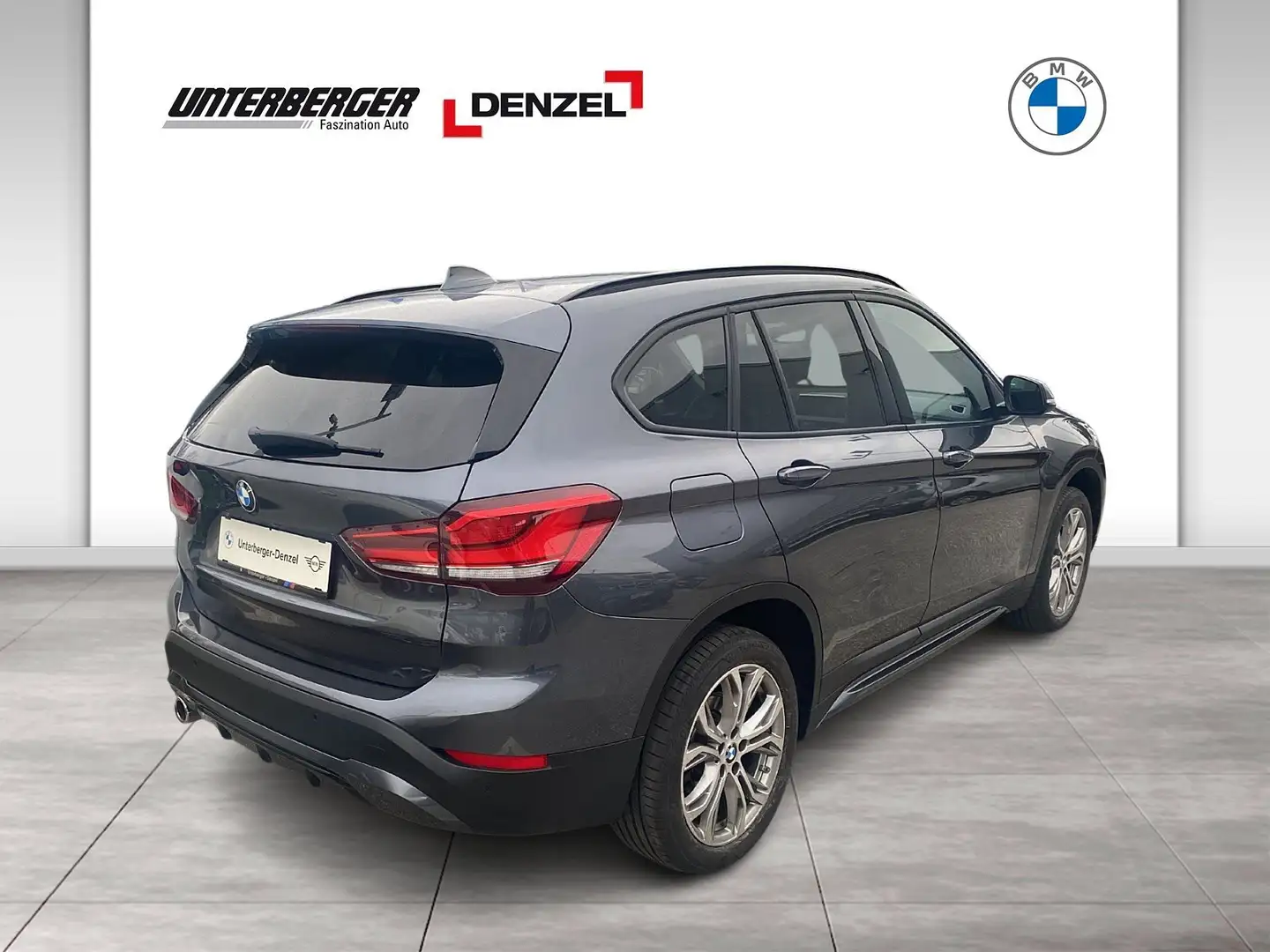 BMW X1 sDrive18i (F48) Grau - 2