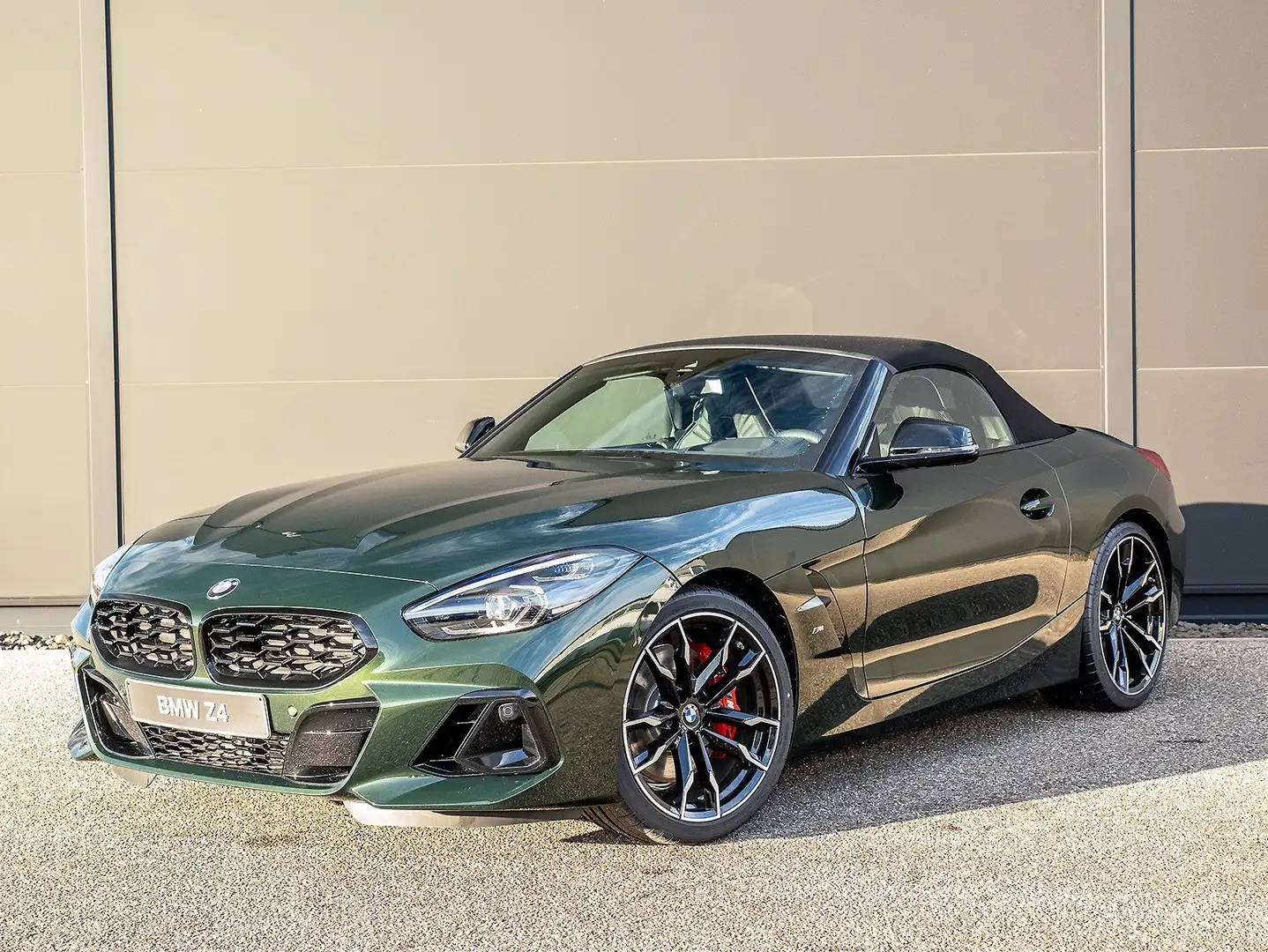 BMW Z4 M40i FINAL DEAL! mit 12.550 EUR Erparnis! Vert - 1