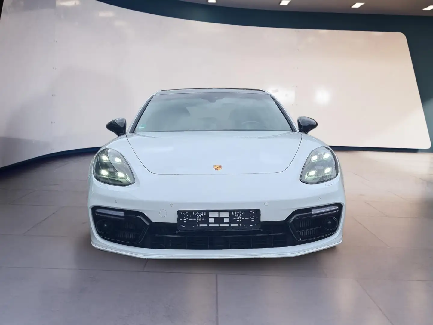 Porsche Panamera GTS PDLS+ HeadUp Pano BOSE PVTS+ 4Lenk Weiß - 2