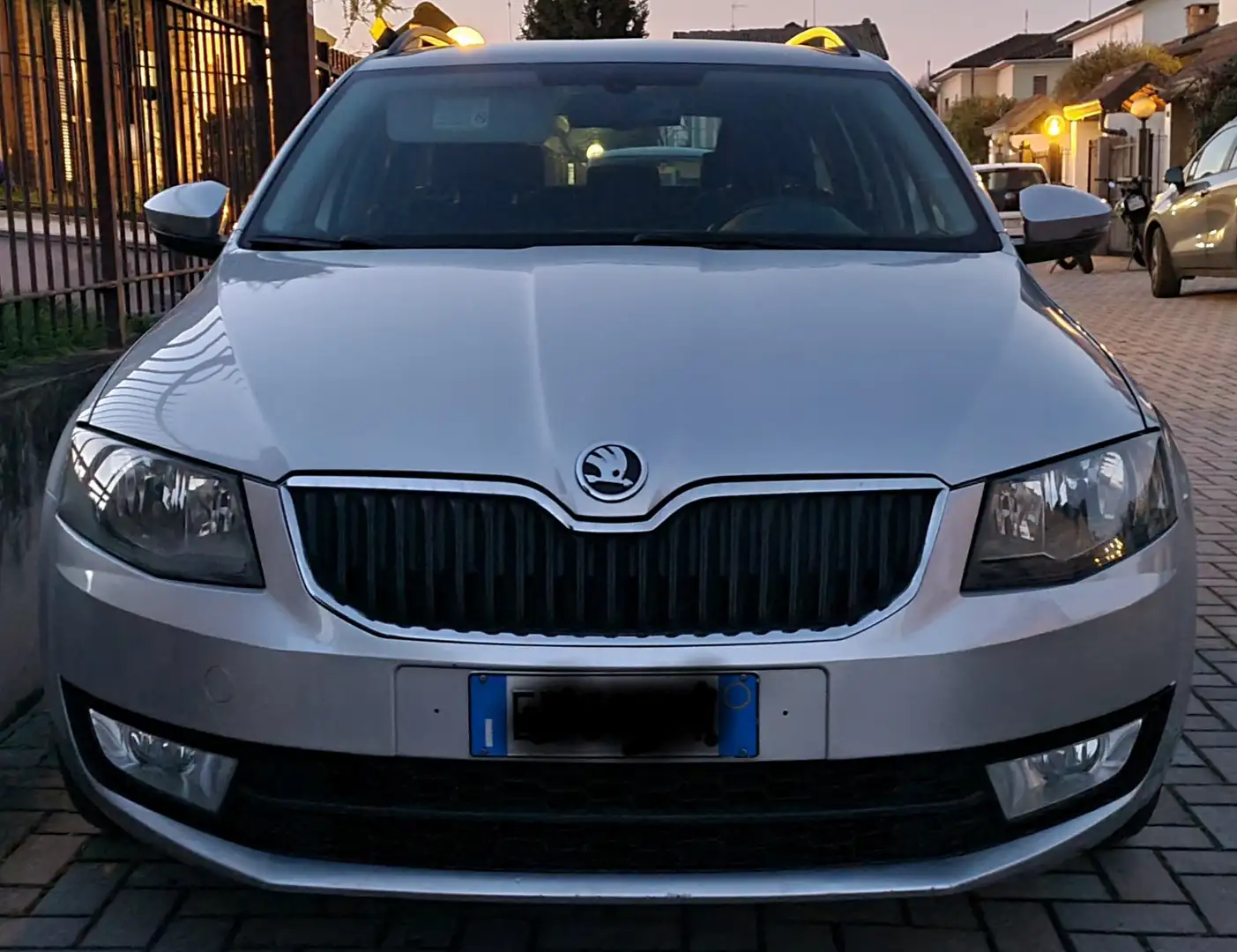 Skoda Octavia Wagon 1.6 tdi cr Ambition 105cv - 1