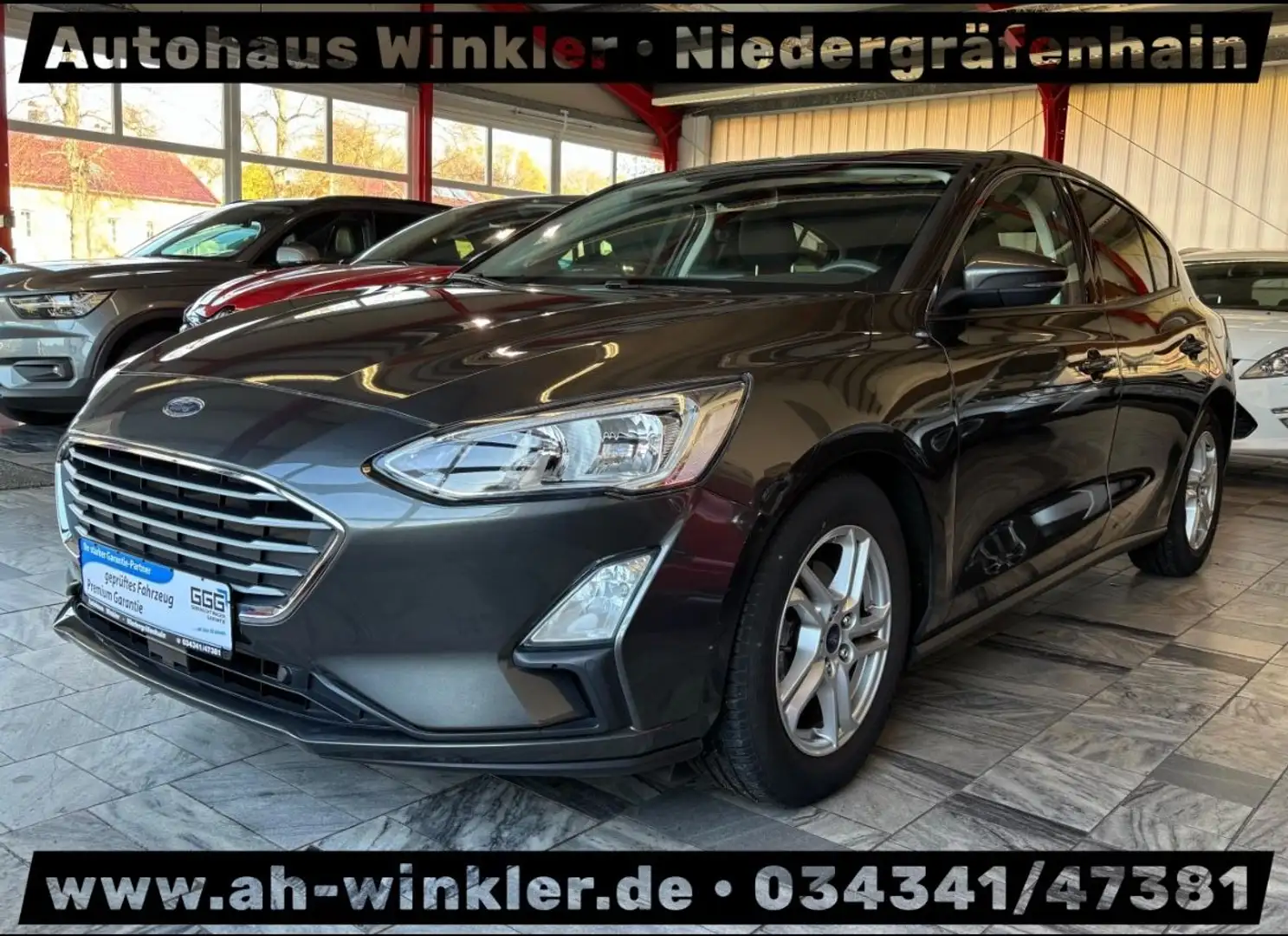 Ford Focus Lim. Cool & Connect Navi Winterpaket PDC Grijs - 1