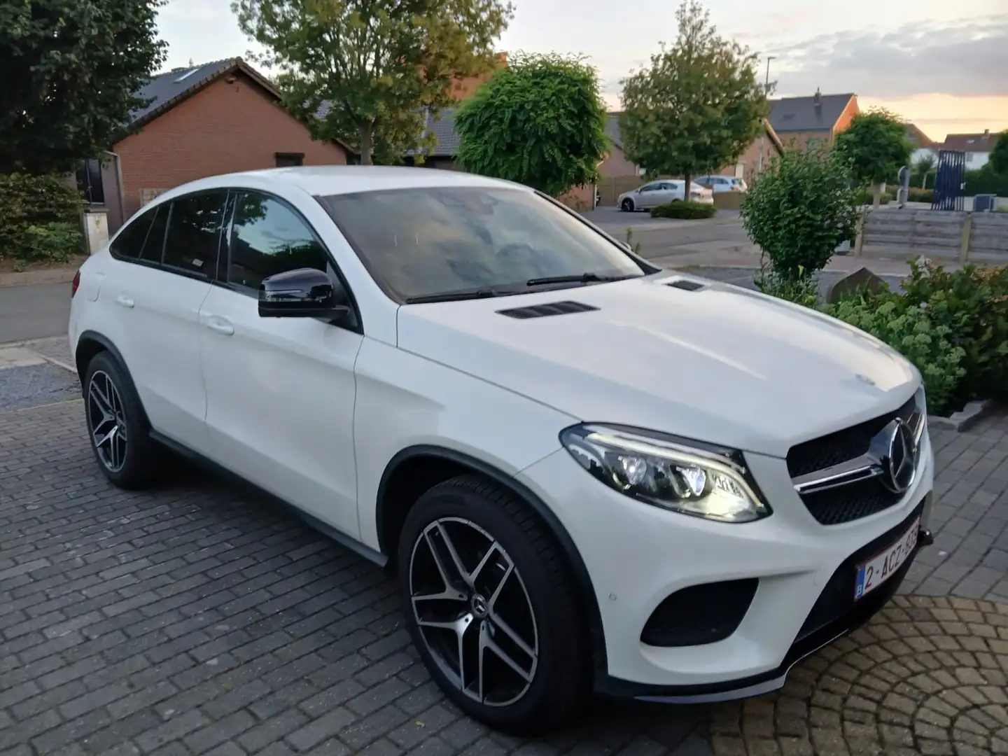Mercedes-Benz GLE 350 GLE 350 d Coupe 4Matic 9G-TRONIC AMG Line Wit - 1