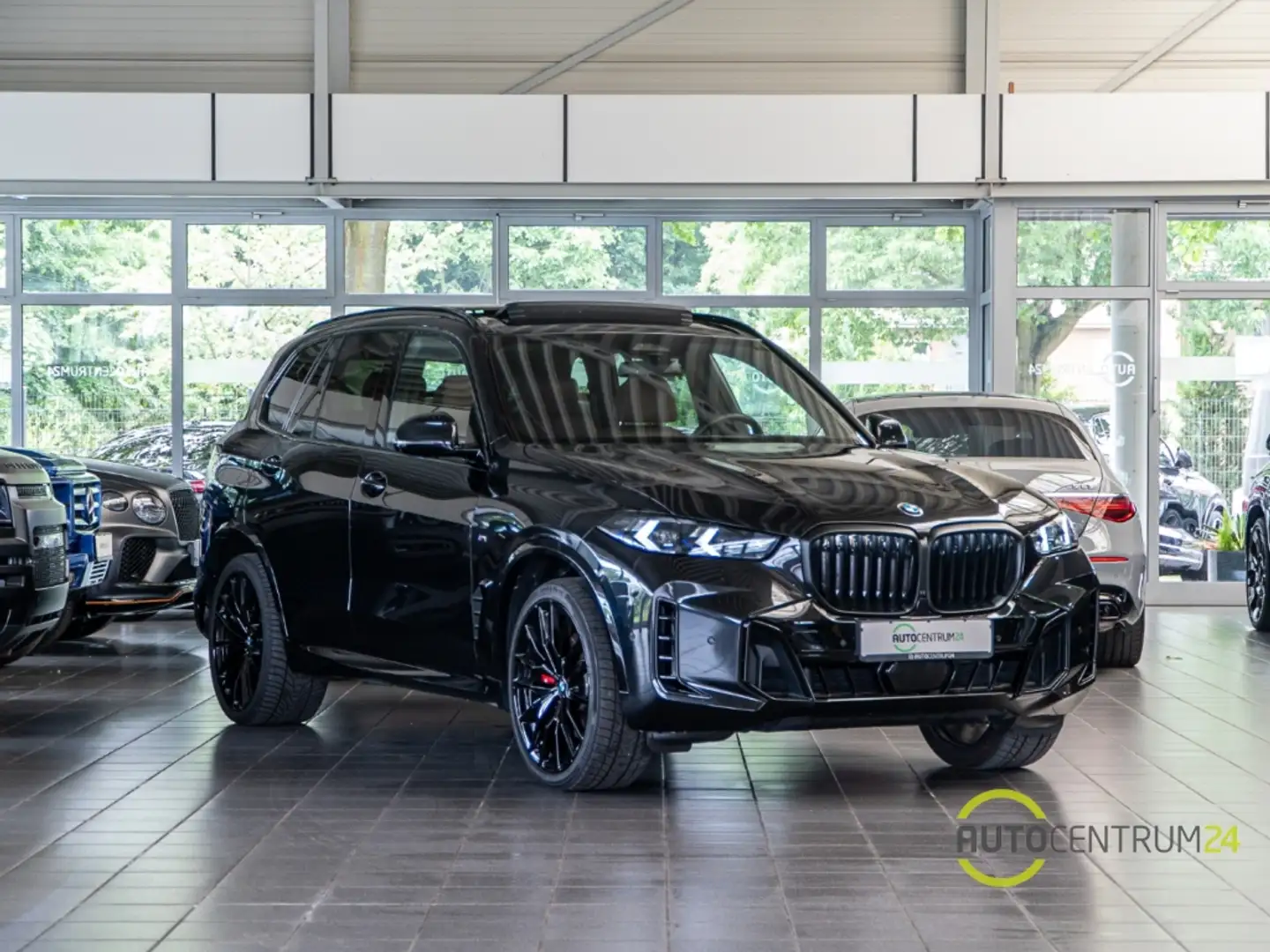 BMW X5 30d M Sport 7-Sitzer Pano Luft HK Carbon Massage Чёрный - 1