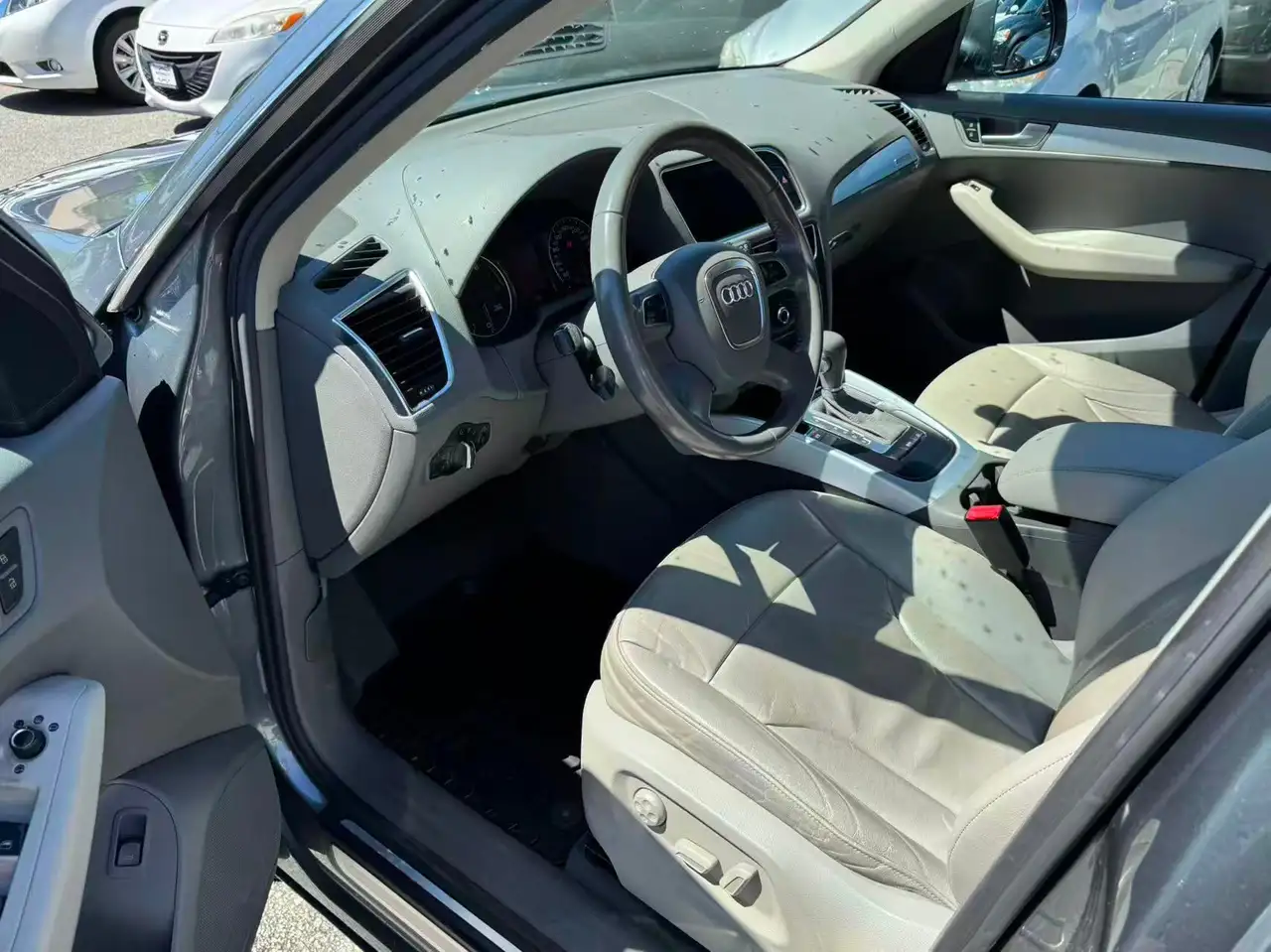 Audi Q5 снимка Audi Q5