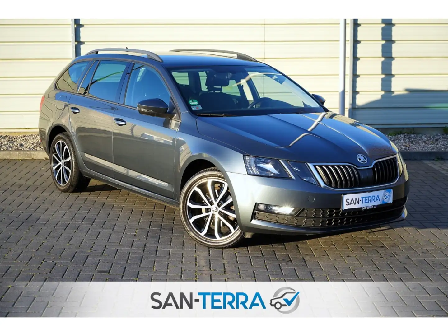 Skoda Octavia COMBI 1.0 TSI SOLEIL KLIMA*SHZ*PDC*SERVO*TEMPOMAT* Gris - 1