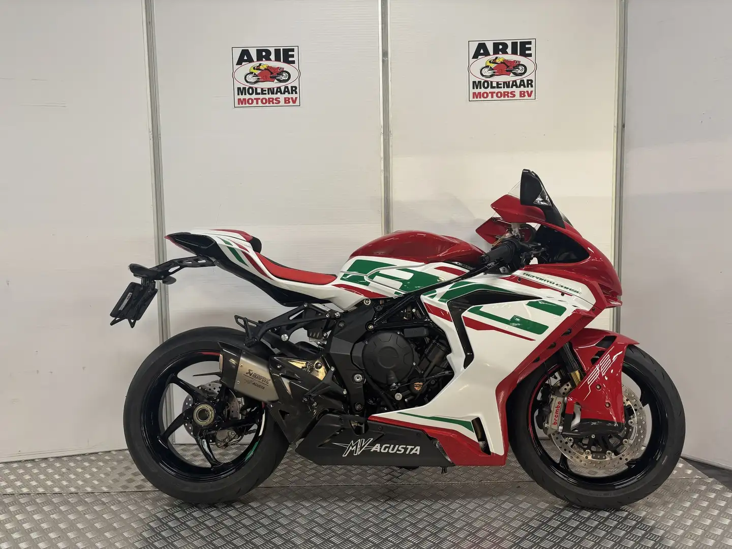 MV Agusta F3 RC Zwart - 1