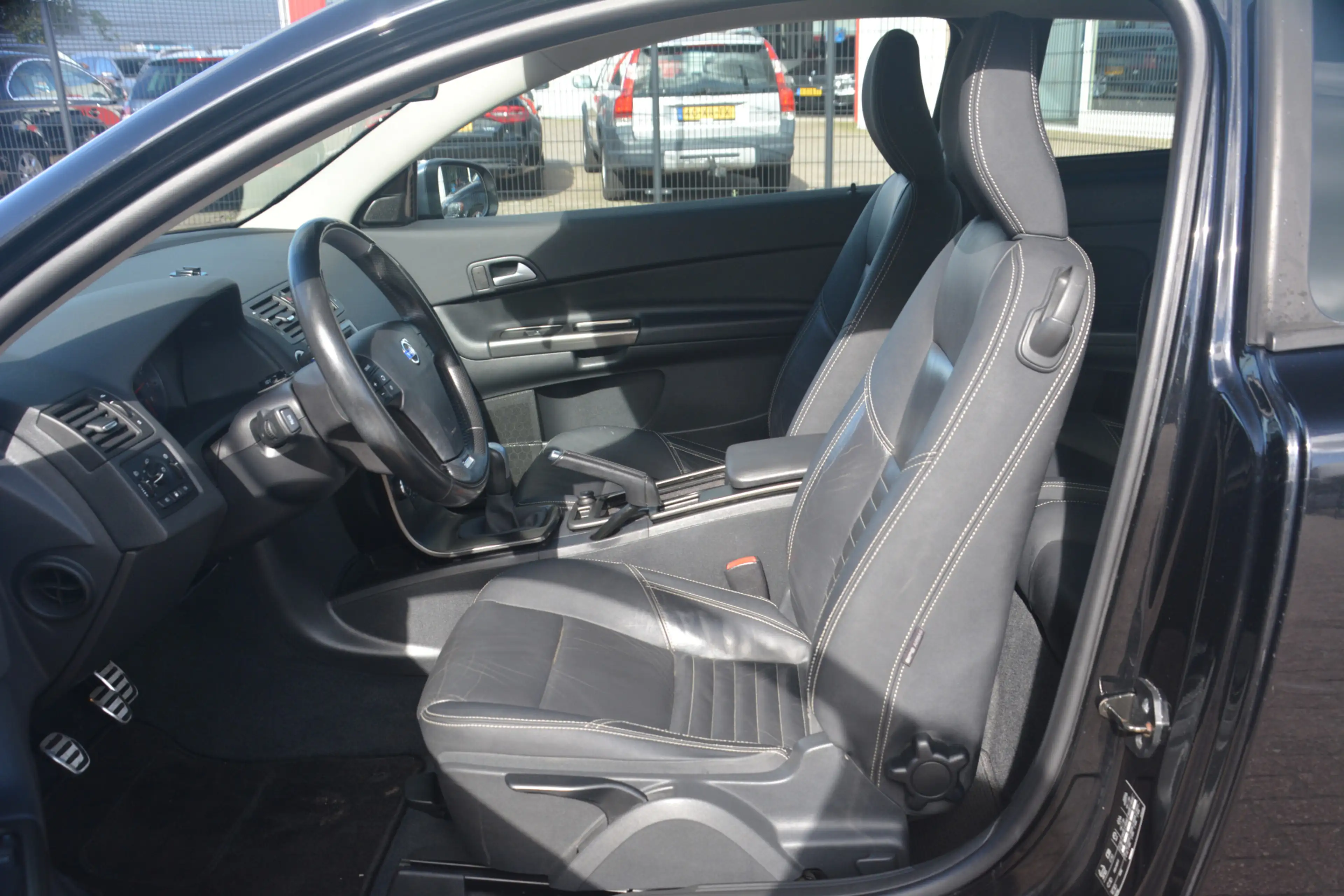 Volvo C30 2.0 R-Edition | Airco | Cruise-control | NL auto!! — photo 4