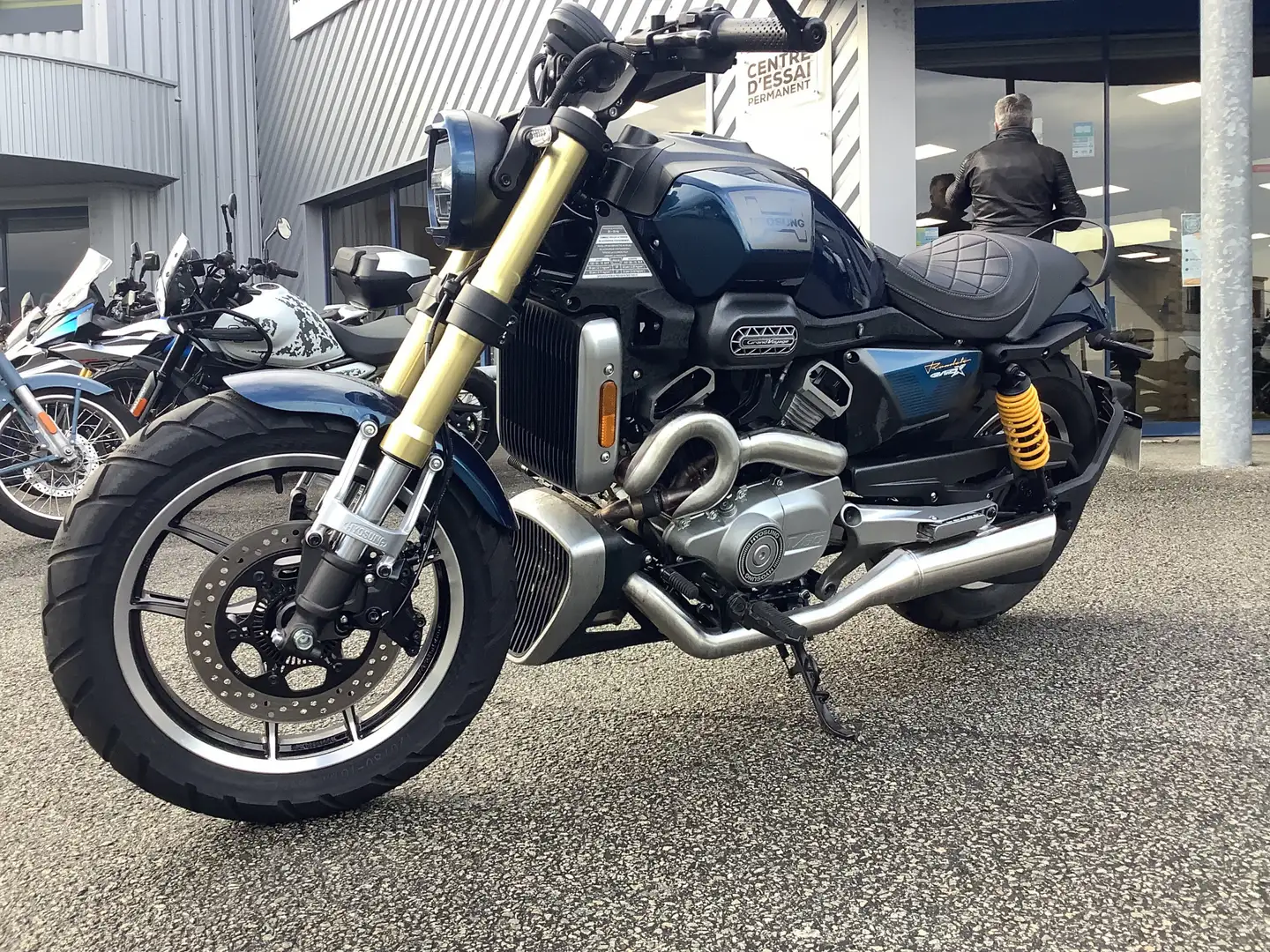 Hyosung GV 125 Azul - 2