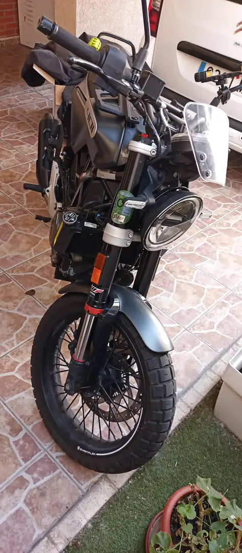 Husqvarna Svartpilen 450 Gri - 1