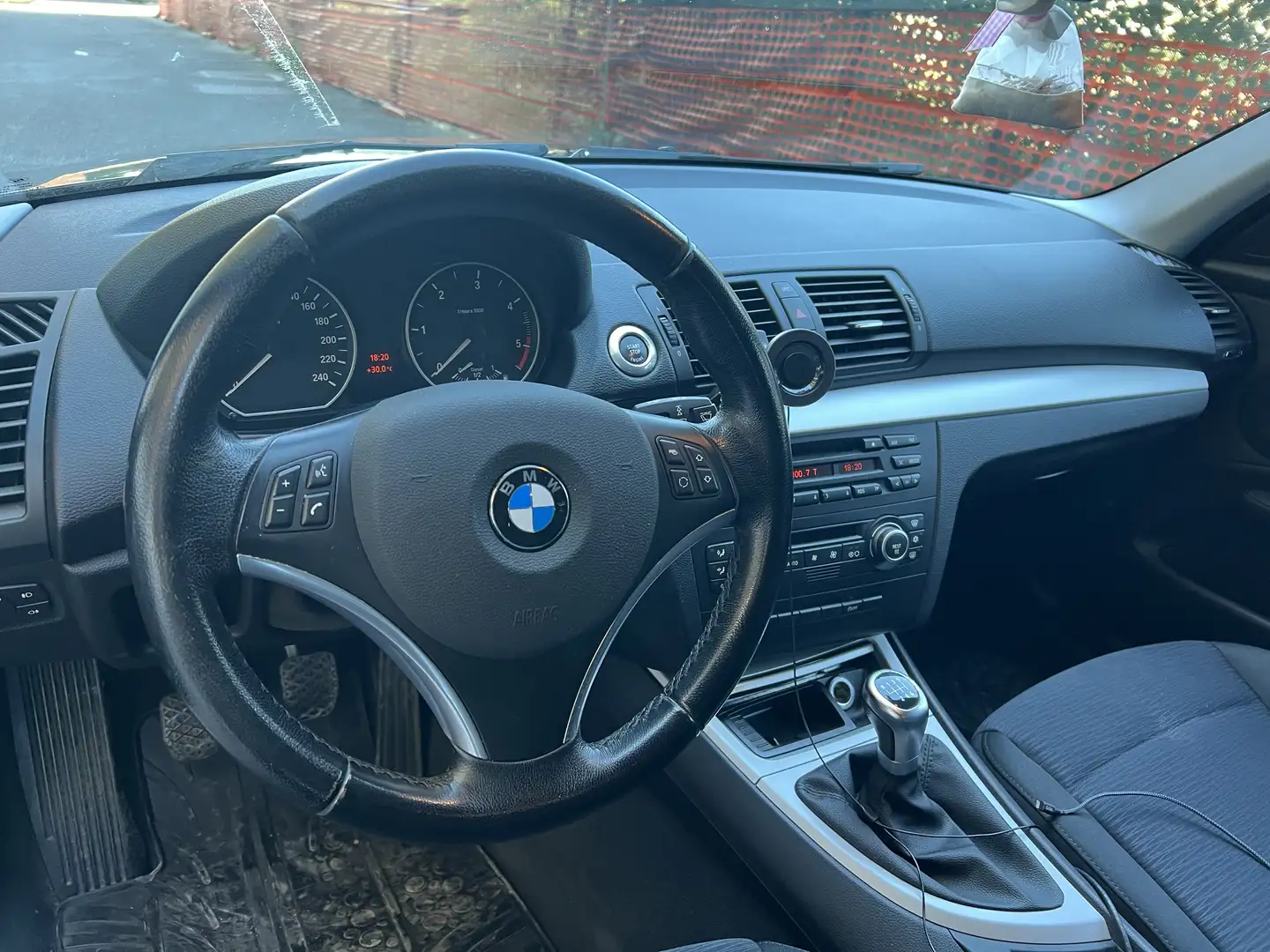 BMW 118 118d 5p 2.0 Attiva 143cv dpf - 2