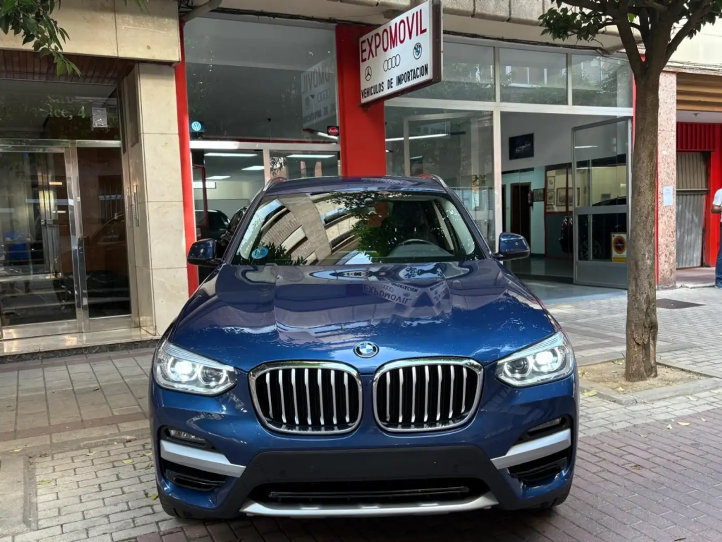 BMW X3 xDrive 20dA xLine Azul - 2
