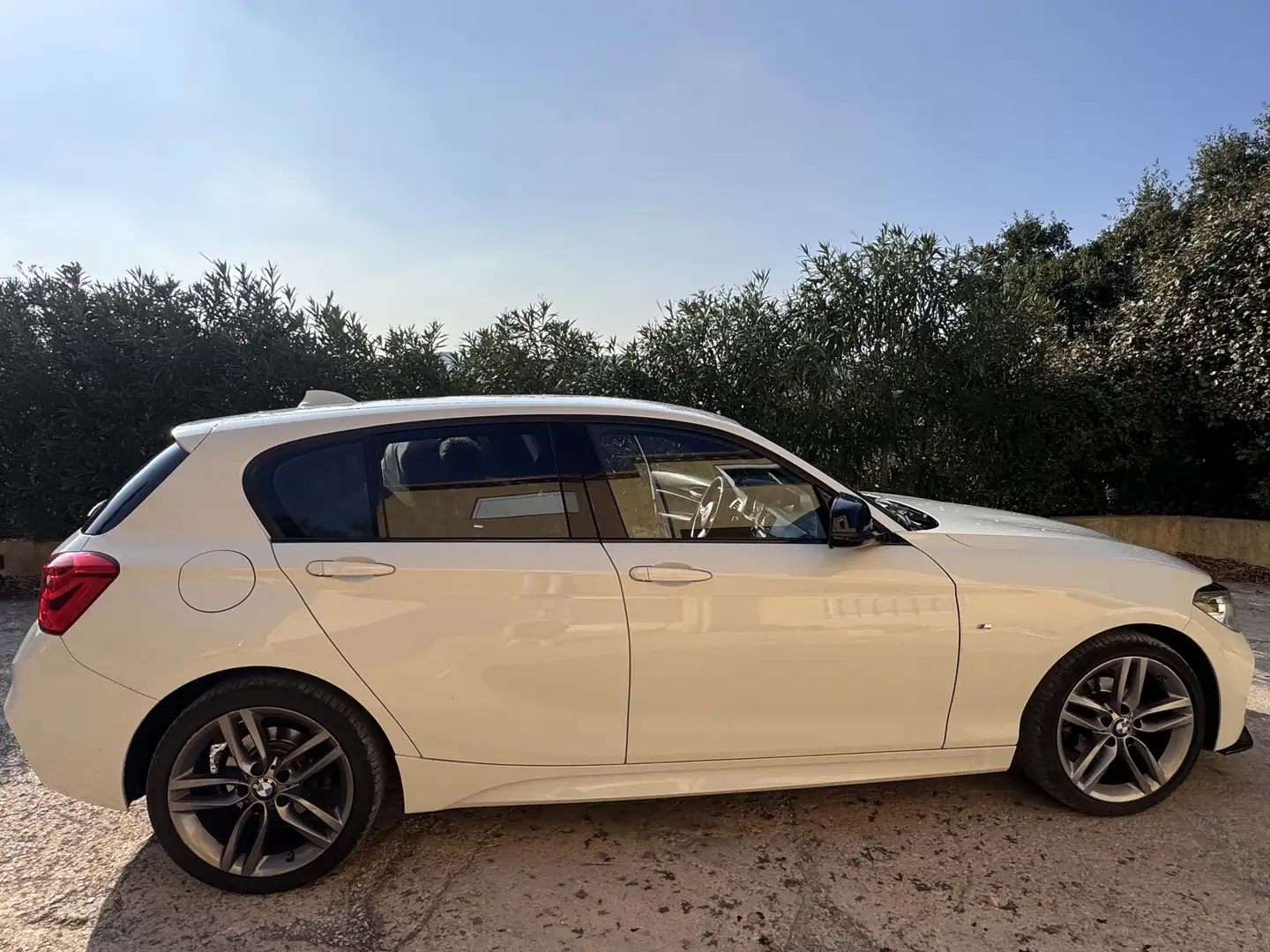 BMW 116 116i 109 ch M Sport Ultimate - 2