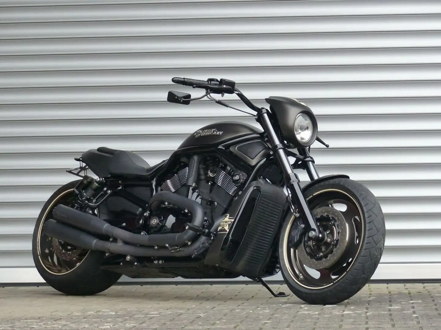 Harley-Davidson VRSC V-Rod Night Rod Special Custom Černá - 1