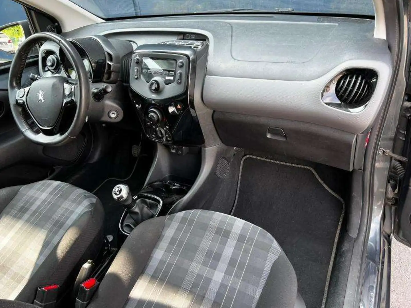 Peugeot 108 Style / 1.0 VTi / Bluetooth / Noir - 2