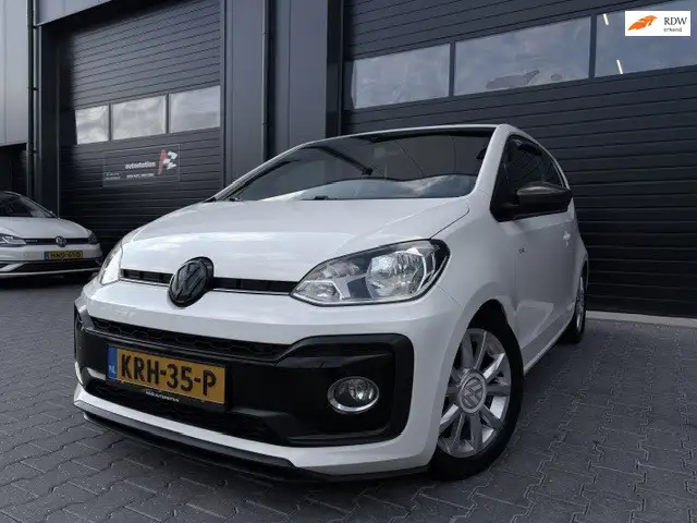 Volkswagen up! 1.0 TSI 90 PK Club|GTI Pakket|Milltek|Maxton|Cruis