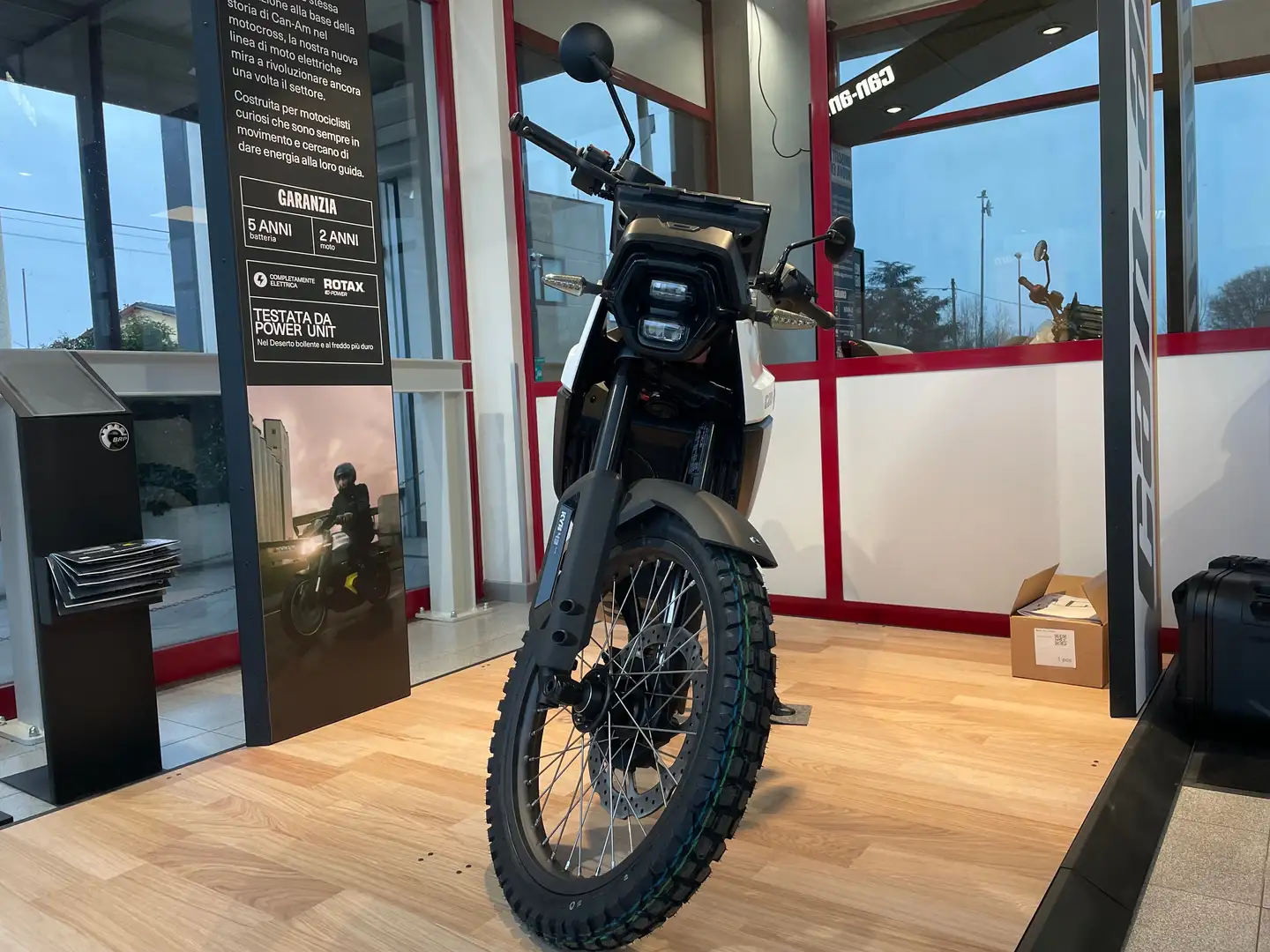 Can-Am ORIGIN STANDARD 11 KW Wit - 2