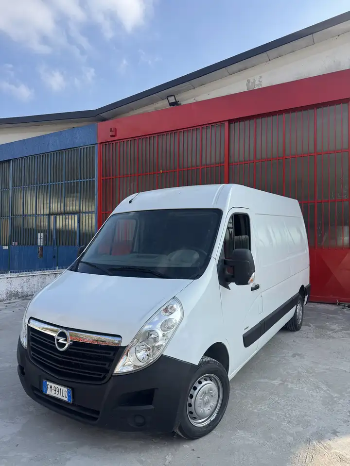 Opel Movano