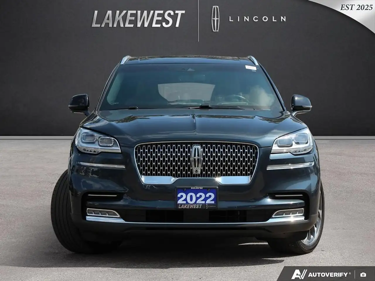 Lincoln Aviator снимка Lincoln Aviator