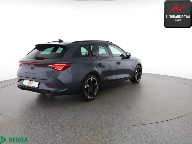 Cupra Leon view 5