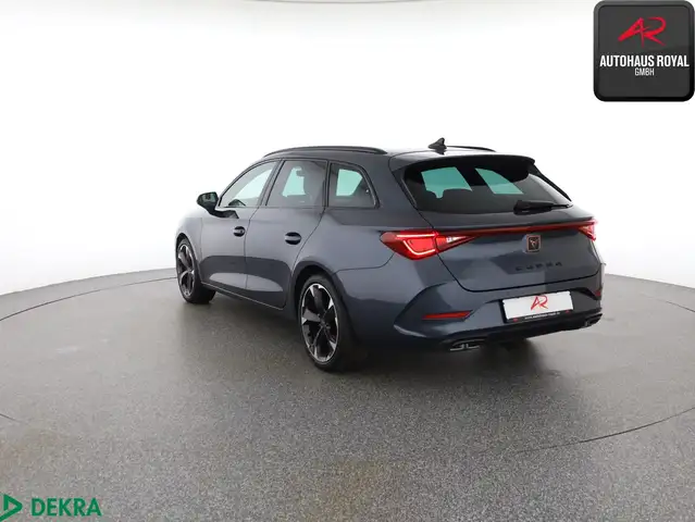 Cupra Leon view 3